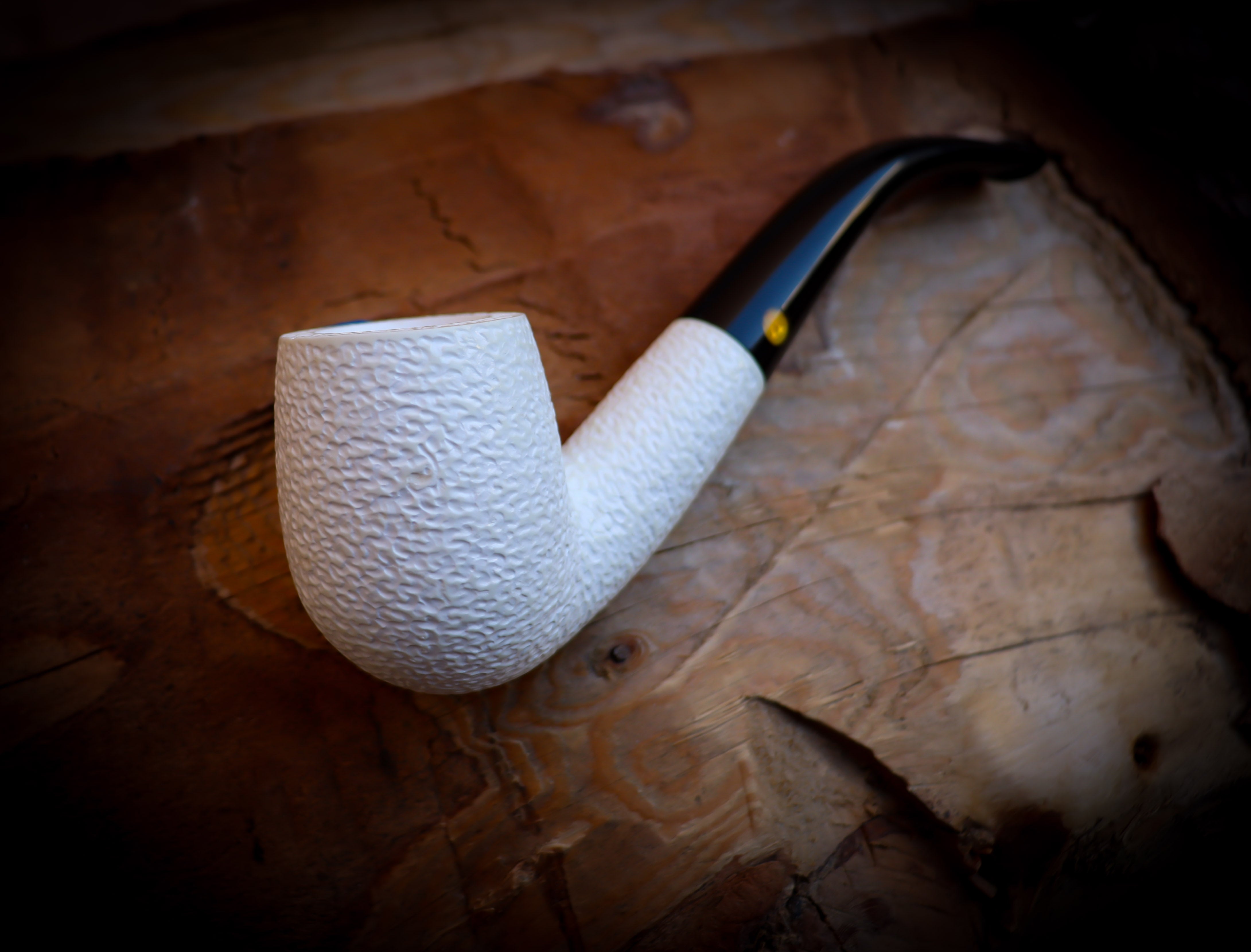 9MM Filtered Rustic Patterned Half Bent Meerschaum Pipe