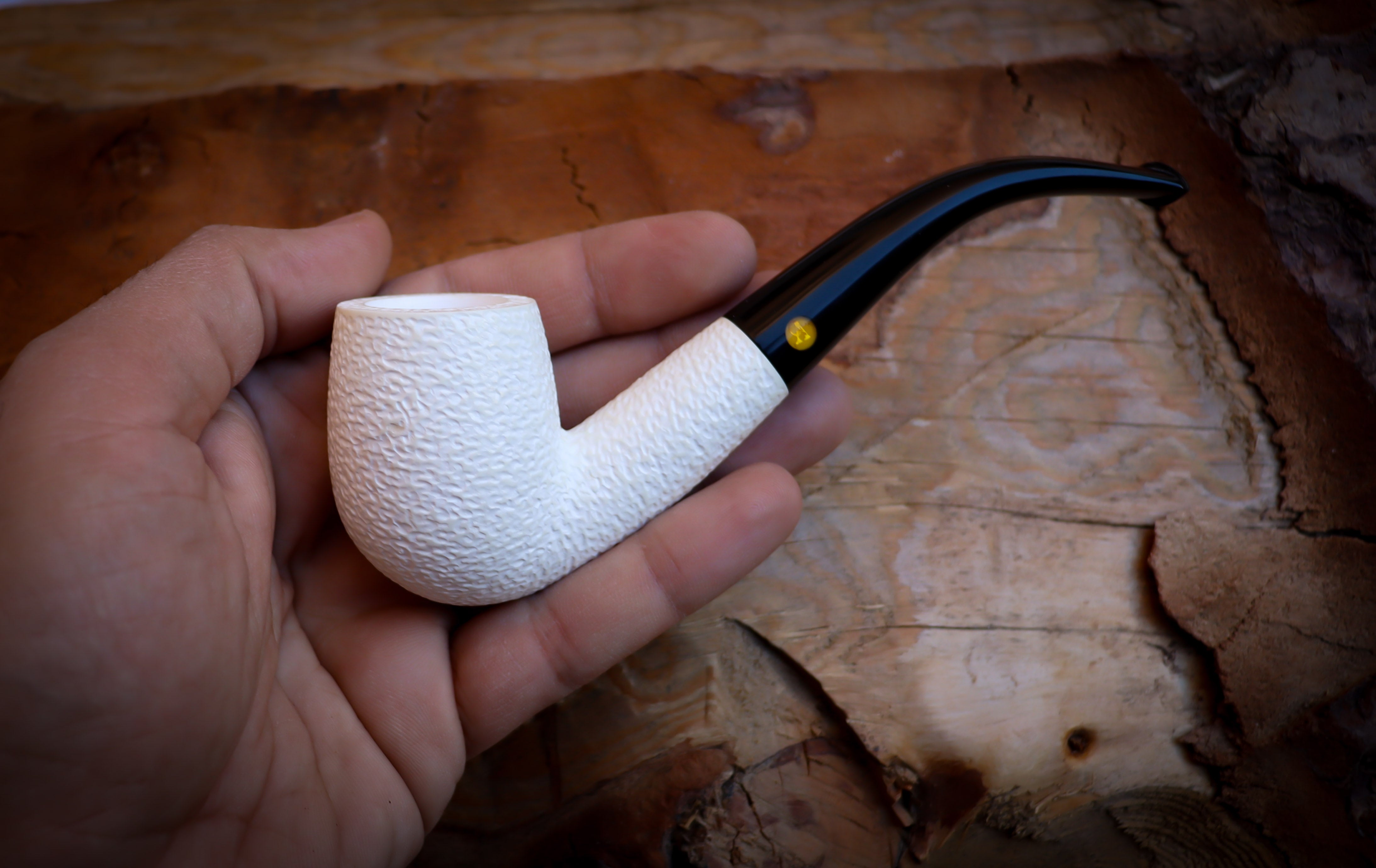 9MM Filtered Rustic Patterned Half Bent Meerschaum Pipe