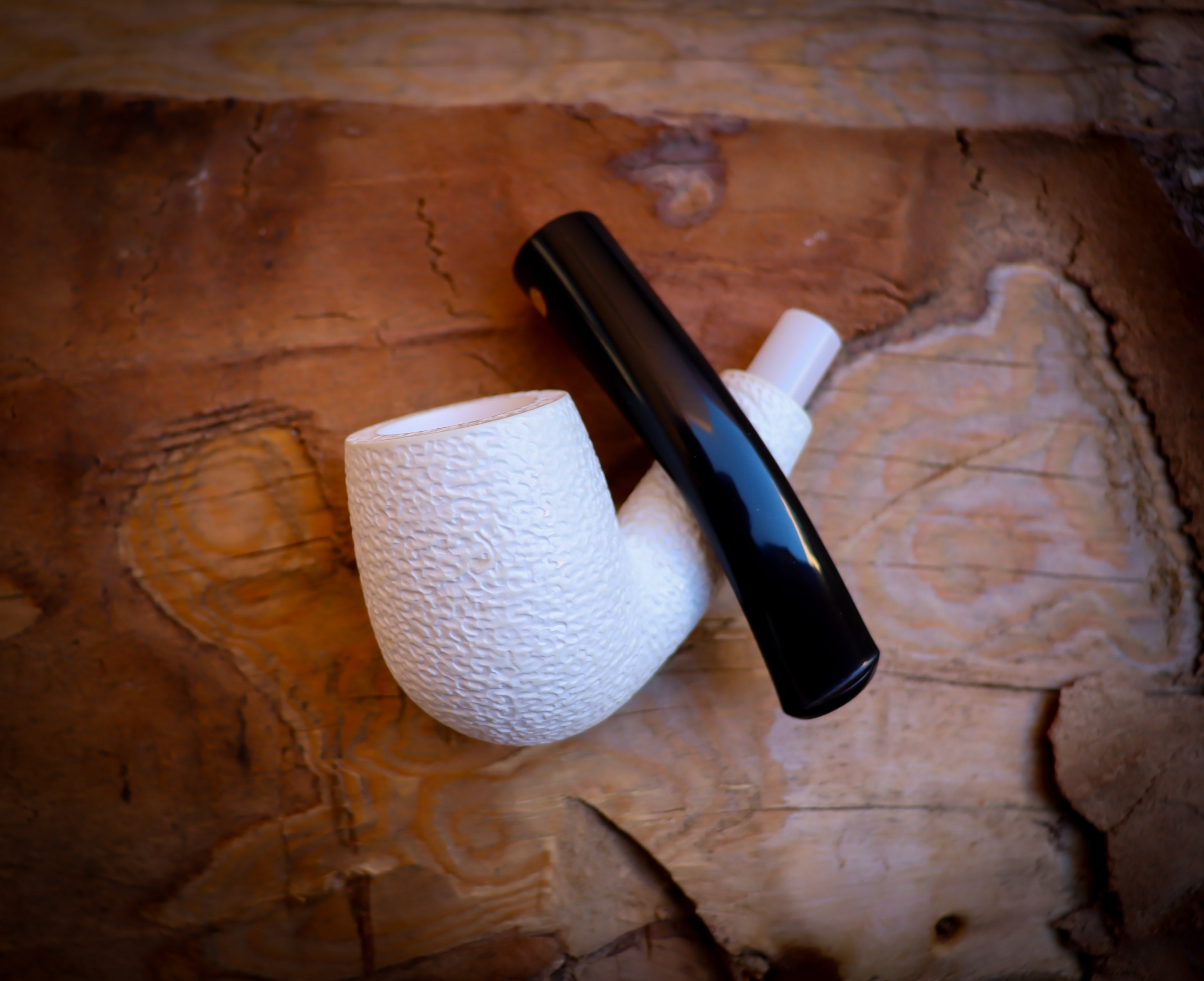 9MM Filtered Rustic Patterned Half Bent Meerschaum Pipe