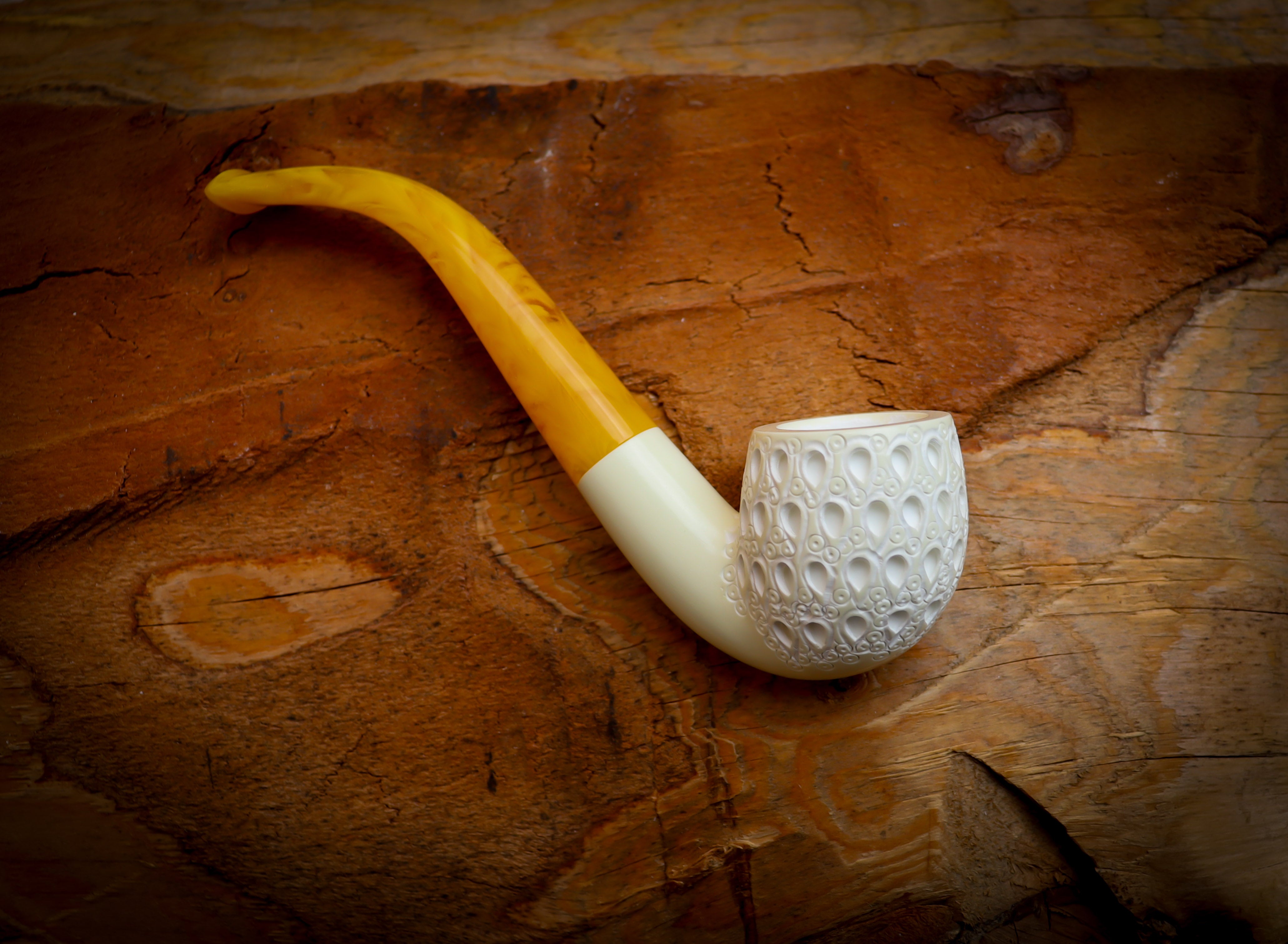 Bent Meerschaum Pipe