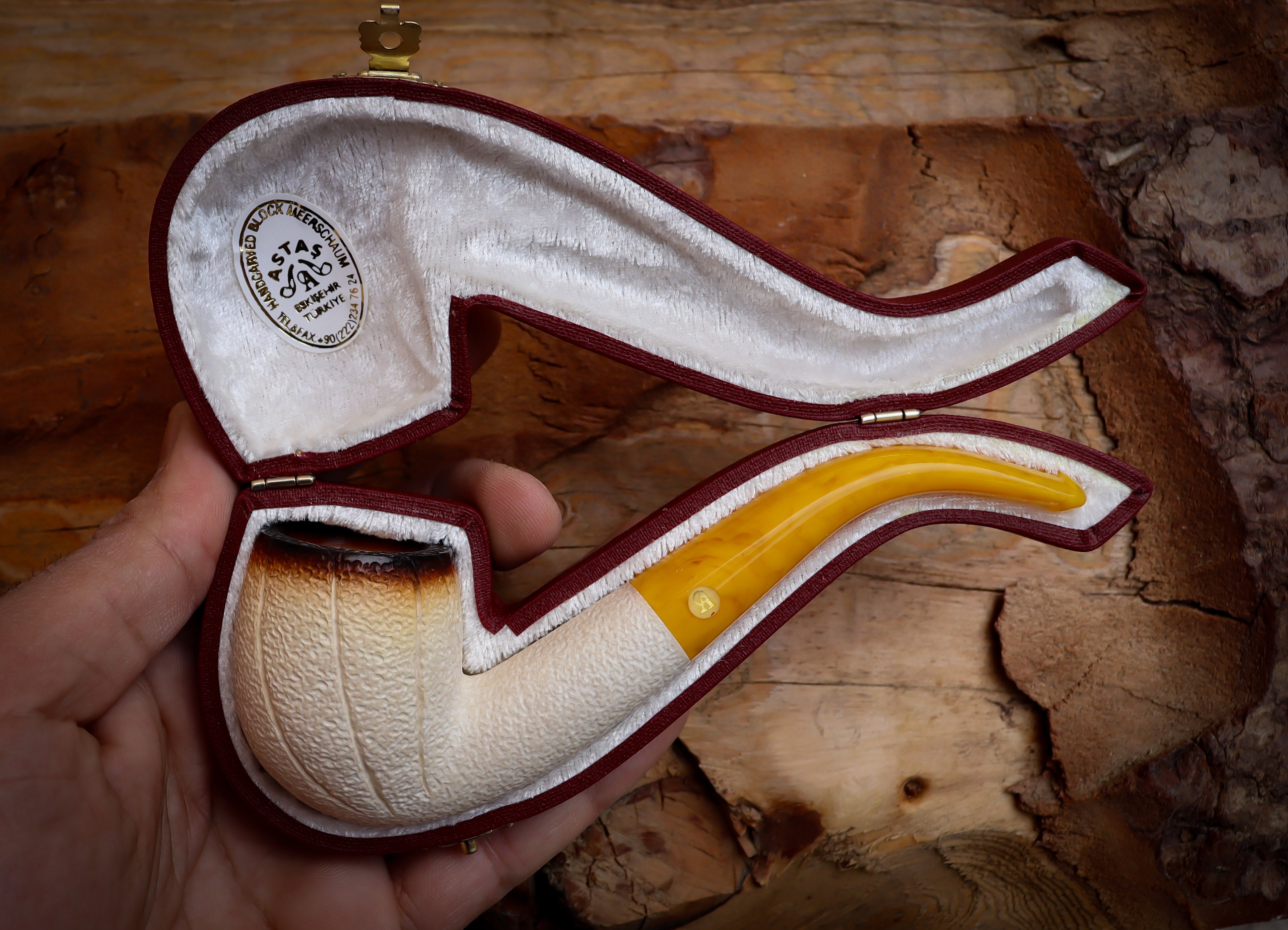 Lee Van Cleef, Rustic Patterned Special Hand Crafted Lee Van Cleef Meerschaum Pipe With Leather Box -Astaş Meerschaum, LVC Meerschaum