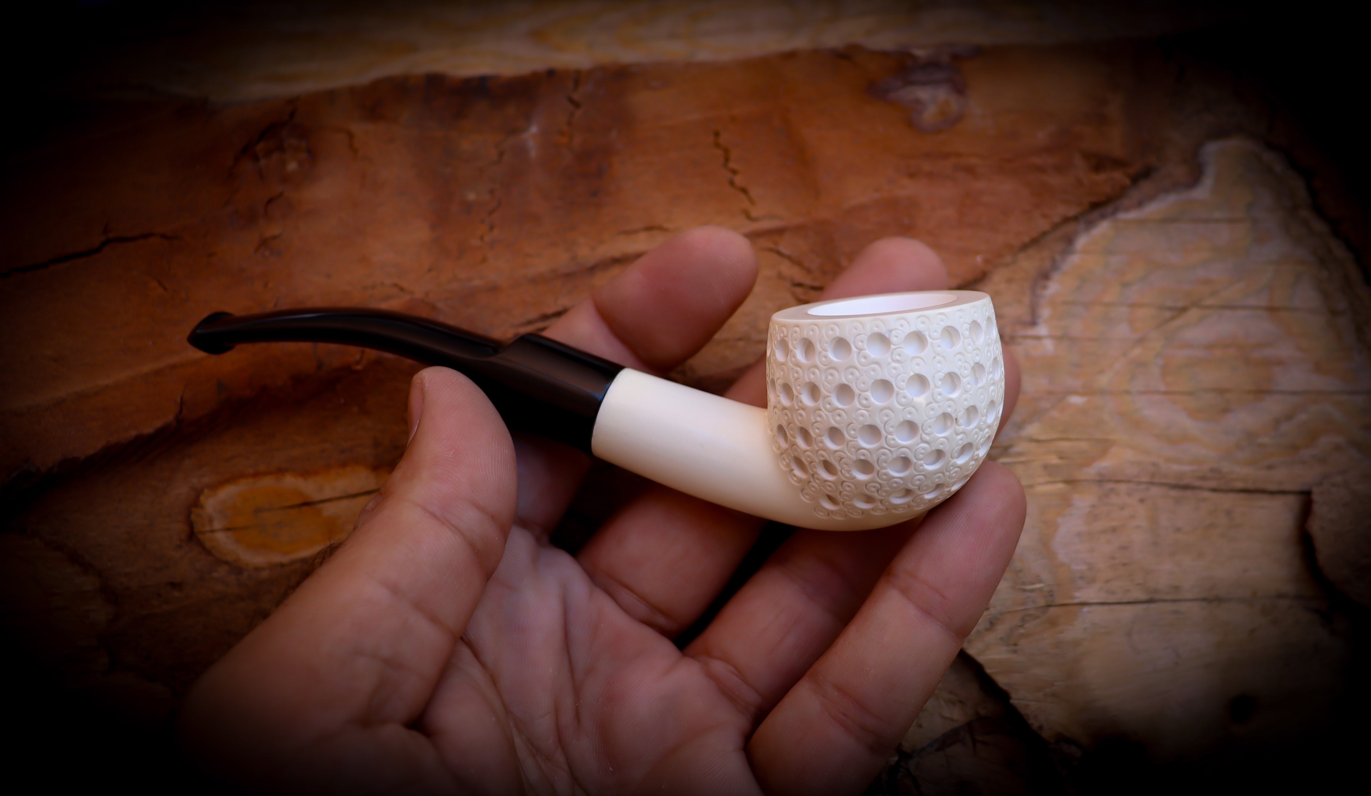 Dublin Meerschaum, Embriodered Special Handmade Block Meerschaum Pipe With Leather Box- Astaş Meerschaum