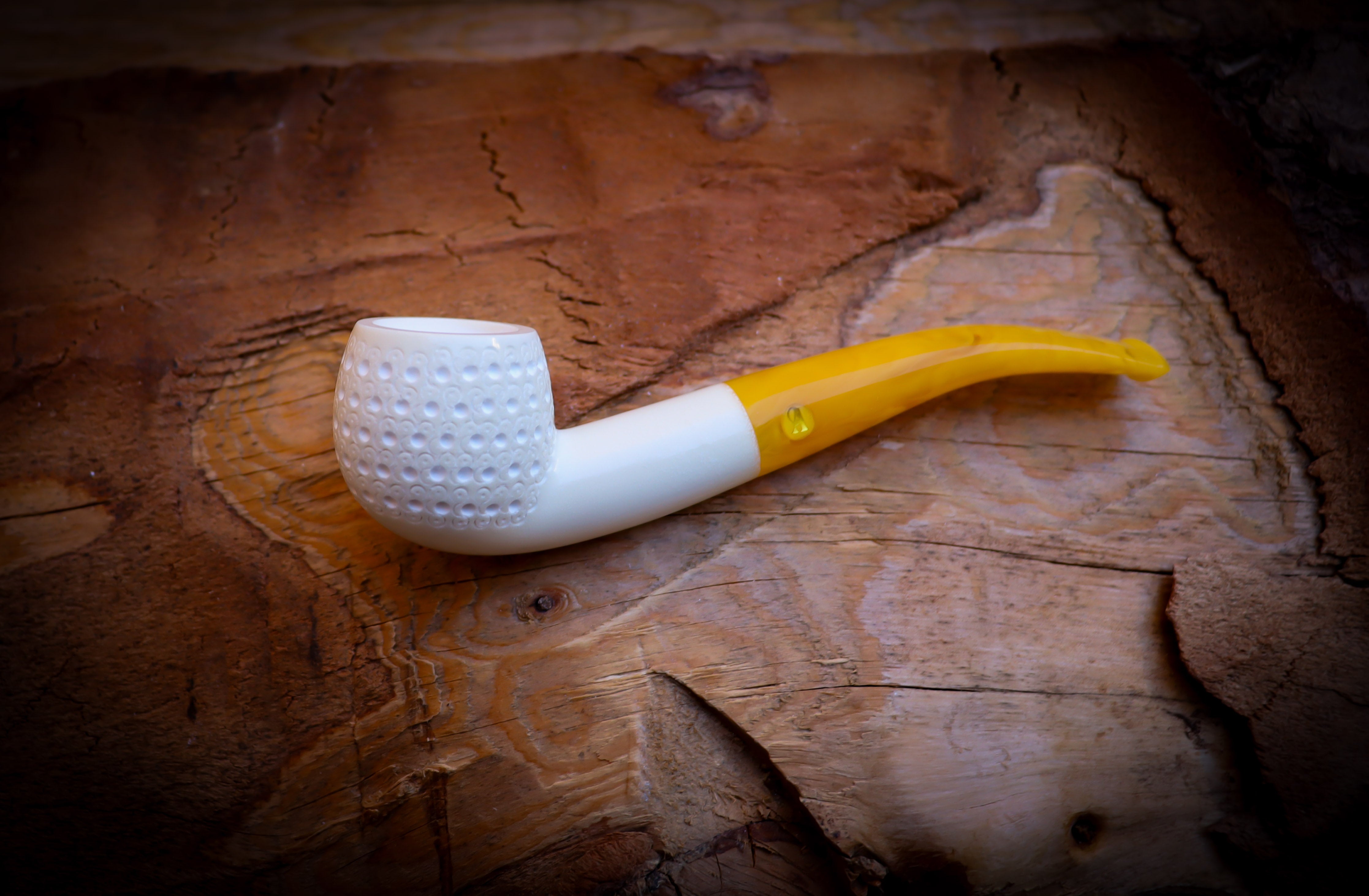 Bent Meerschaum, Embriodered Special Handmade Bent Meerschaum Pipe With Leather Box- Astaş Meerschaum