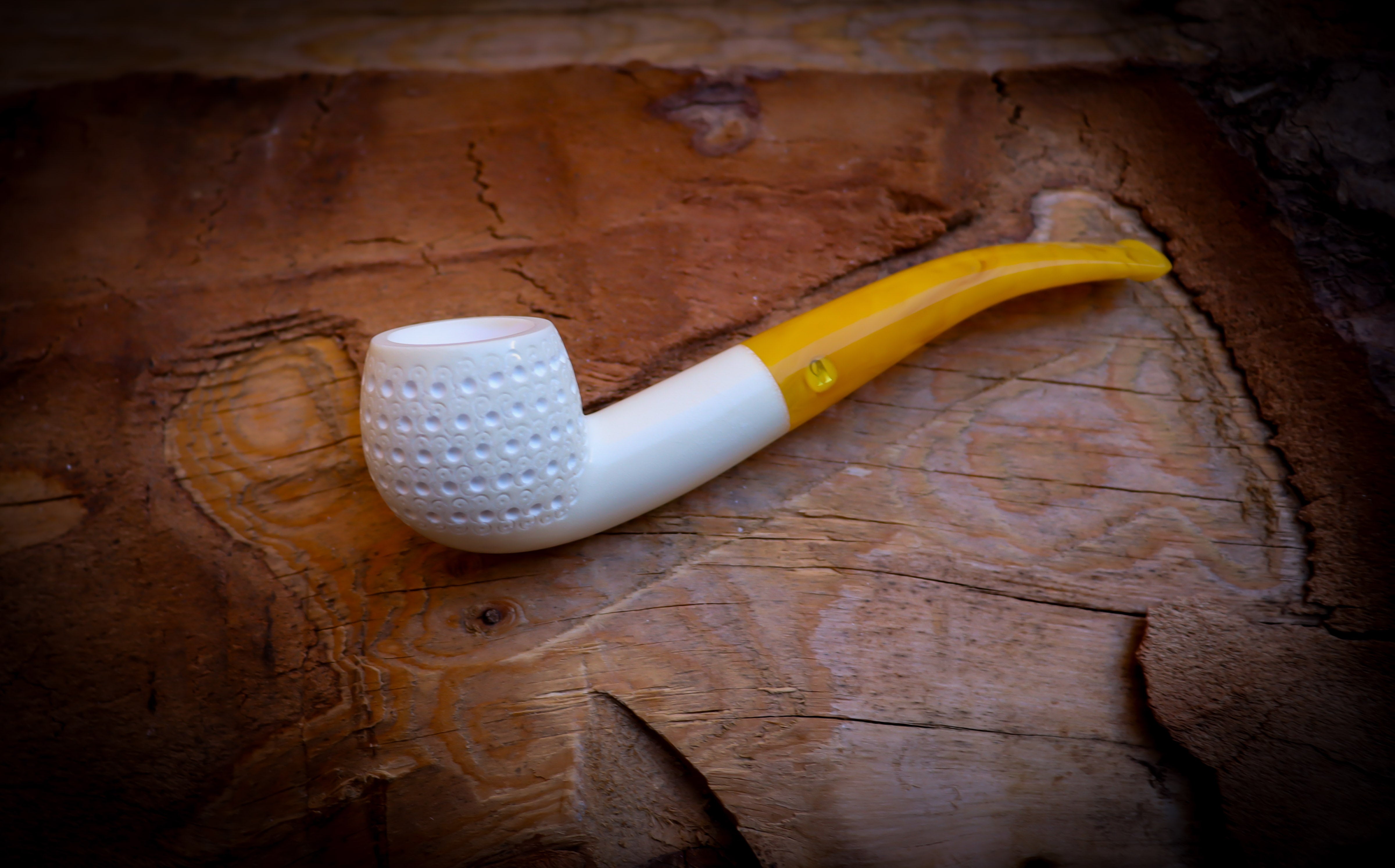 Bent Meerschaum, Embriodered Special Handmade Bent Meerschaum Pipe With Leather Box- Astaş Meerschaum