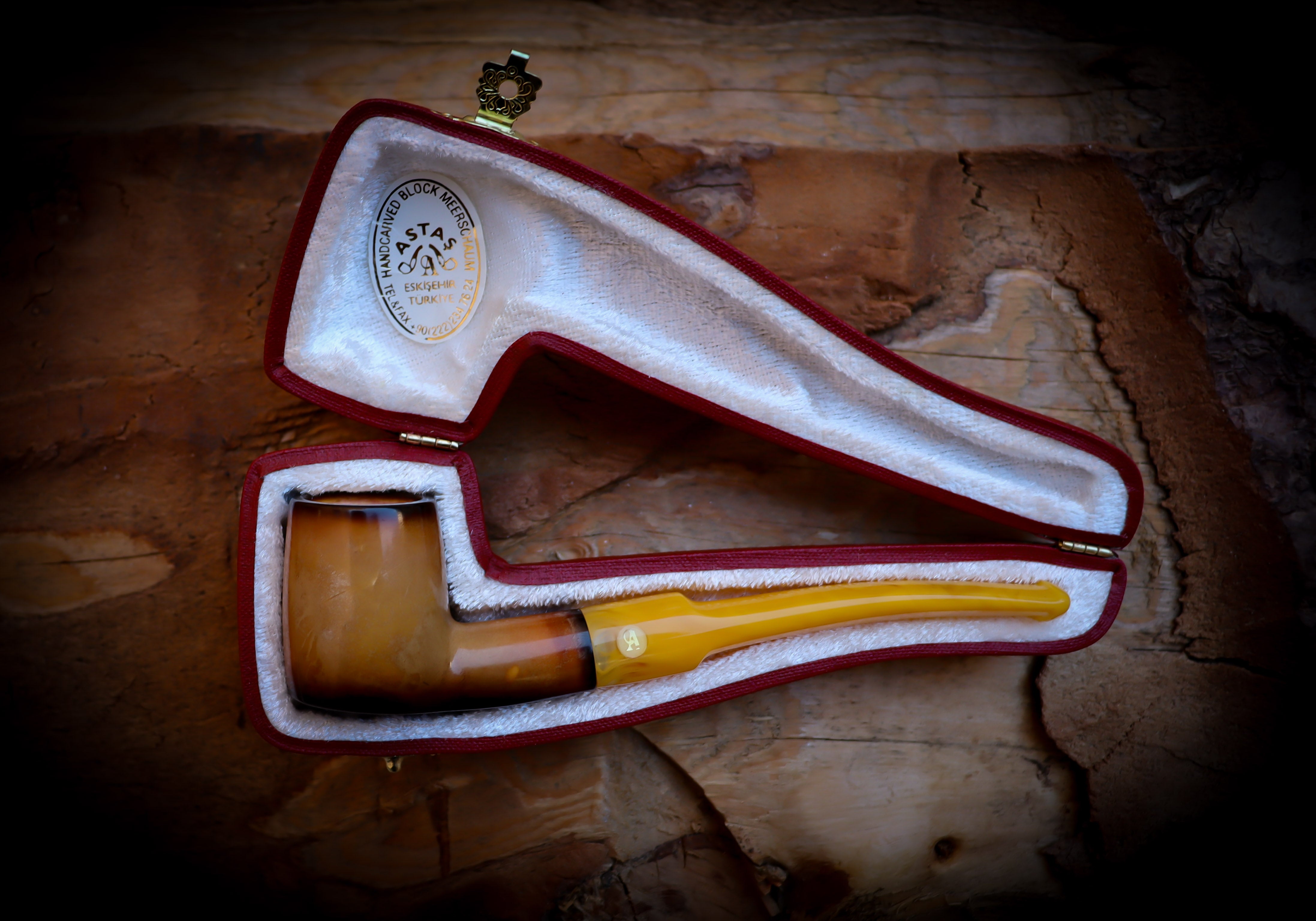 Lee Van Cleef, Calcined Smooth Special Handmade Poker Meerschaum Pipe With Leather Box- Astaş Meerschaum