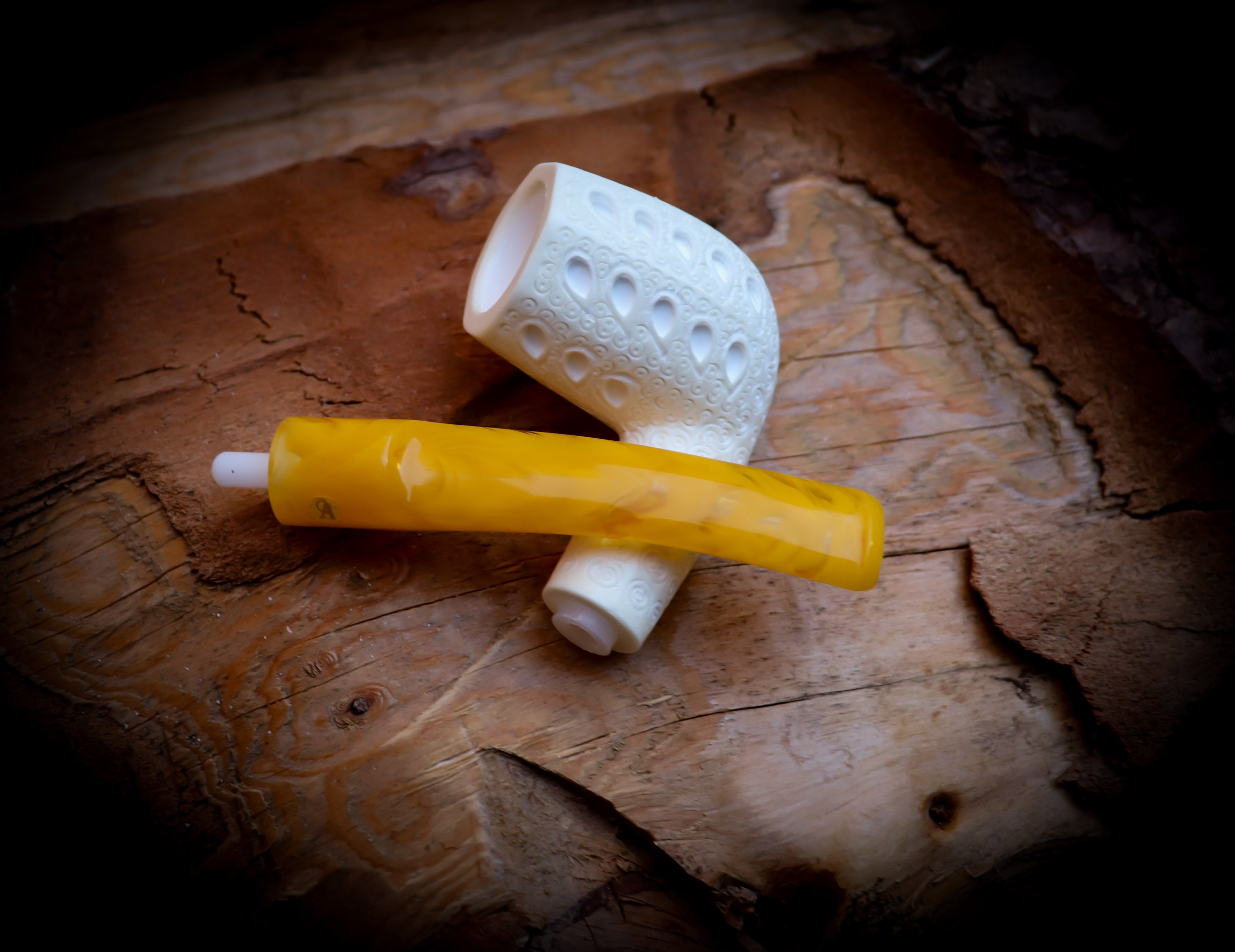 Unique Embroidered Handmade Panel Block Meerschaum Pipe | Collectible with Leather Case – Astaş Meerschaum