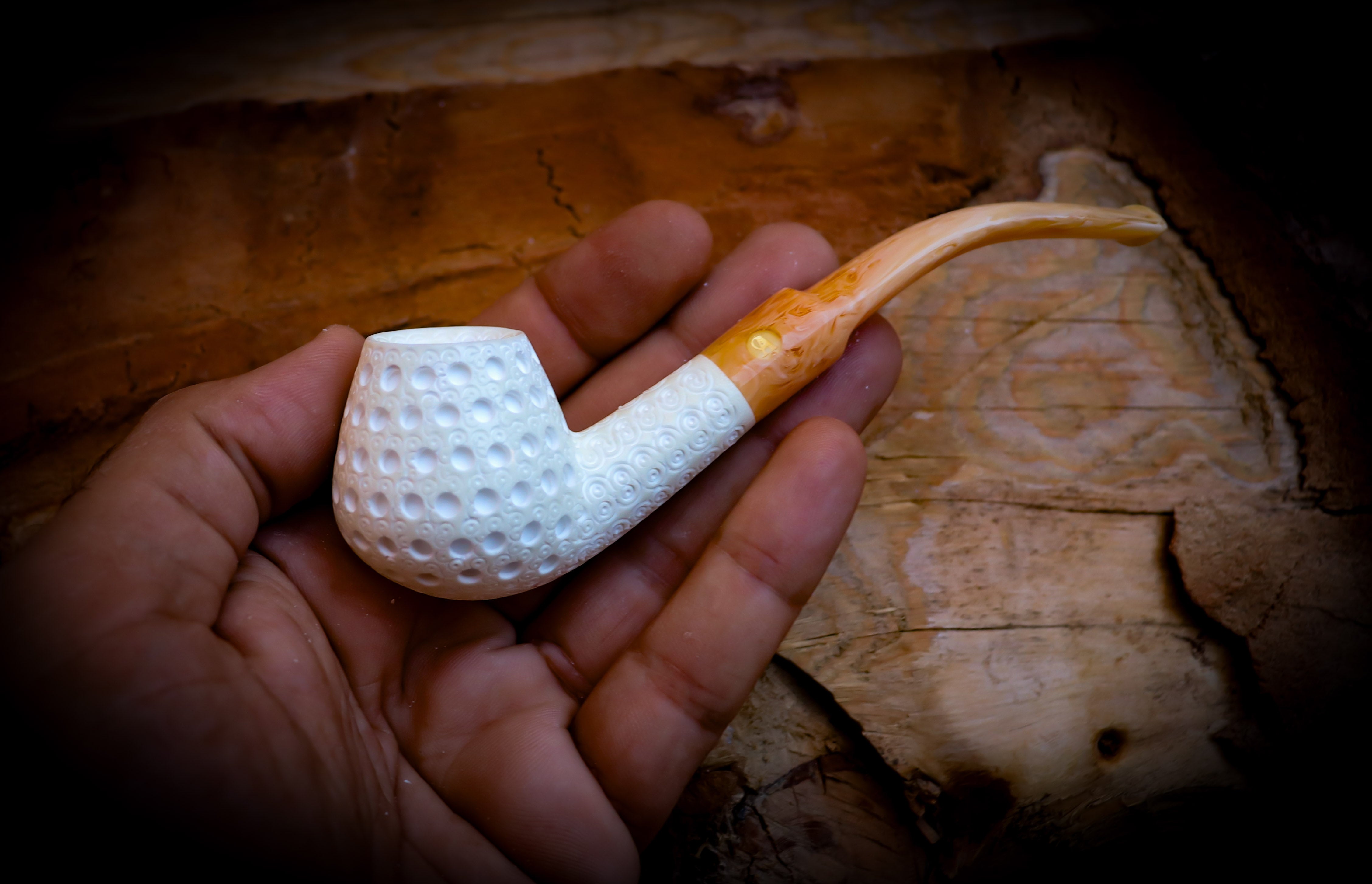 Embriodered Special Handmade Freehand Meerschaum Pipe With Leather Box- Astaş Meerschaum
