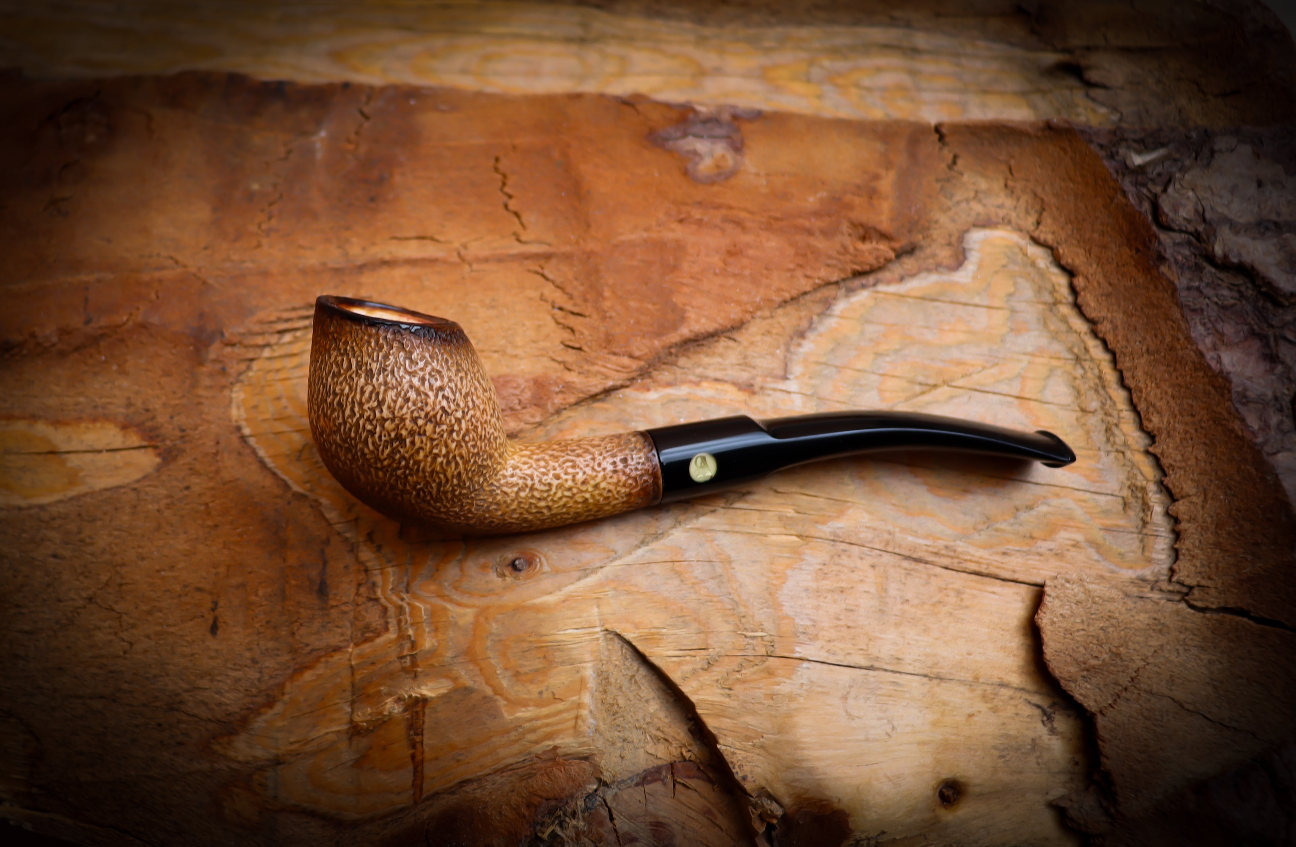 Rusticated Bent Billiard Block Meerschaum Pipe With Leather Case - Astaş Meerschaum