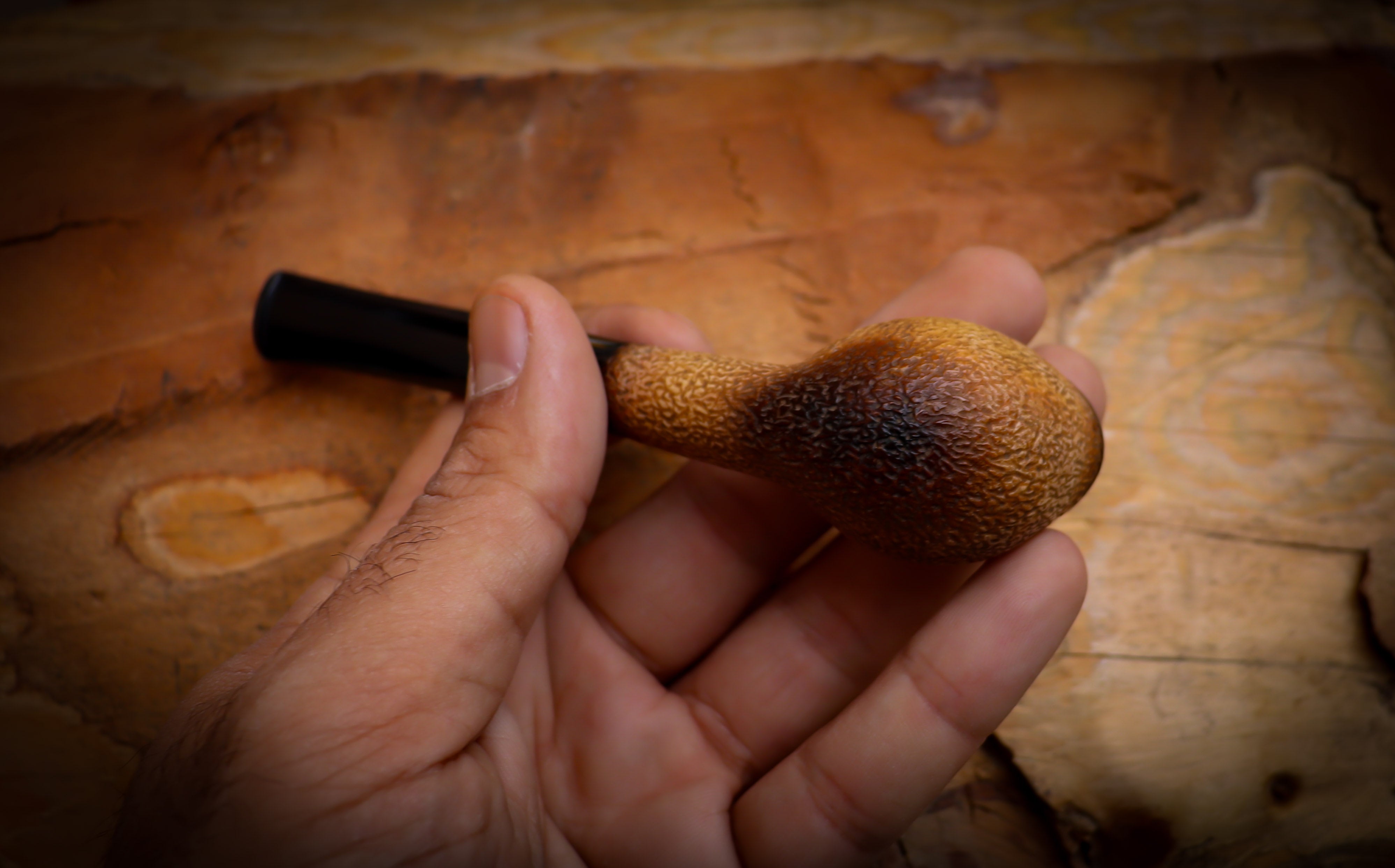 Rusticated Bent Billiard Block Meerschaum Pipe With Leather Case - Astaş Meerschaum