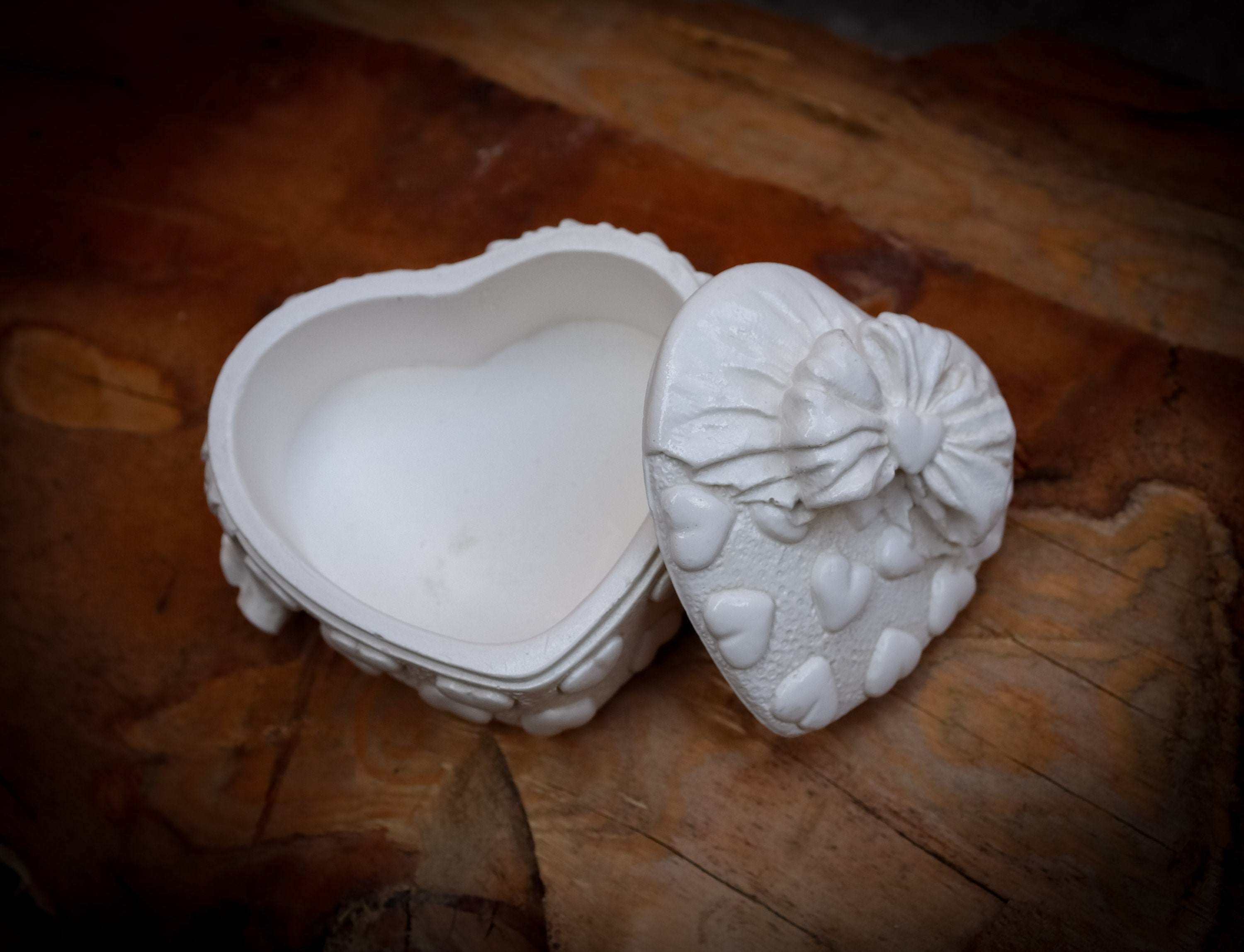 Custom Patterned Tobacco Container