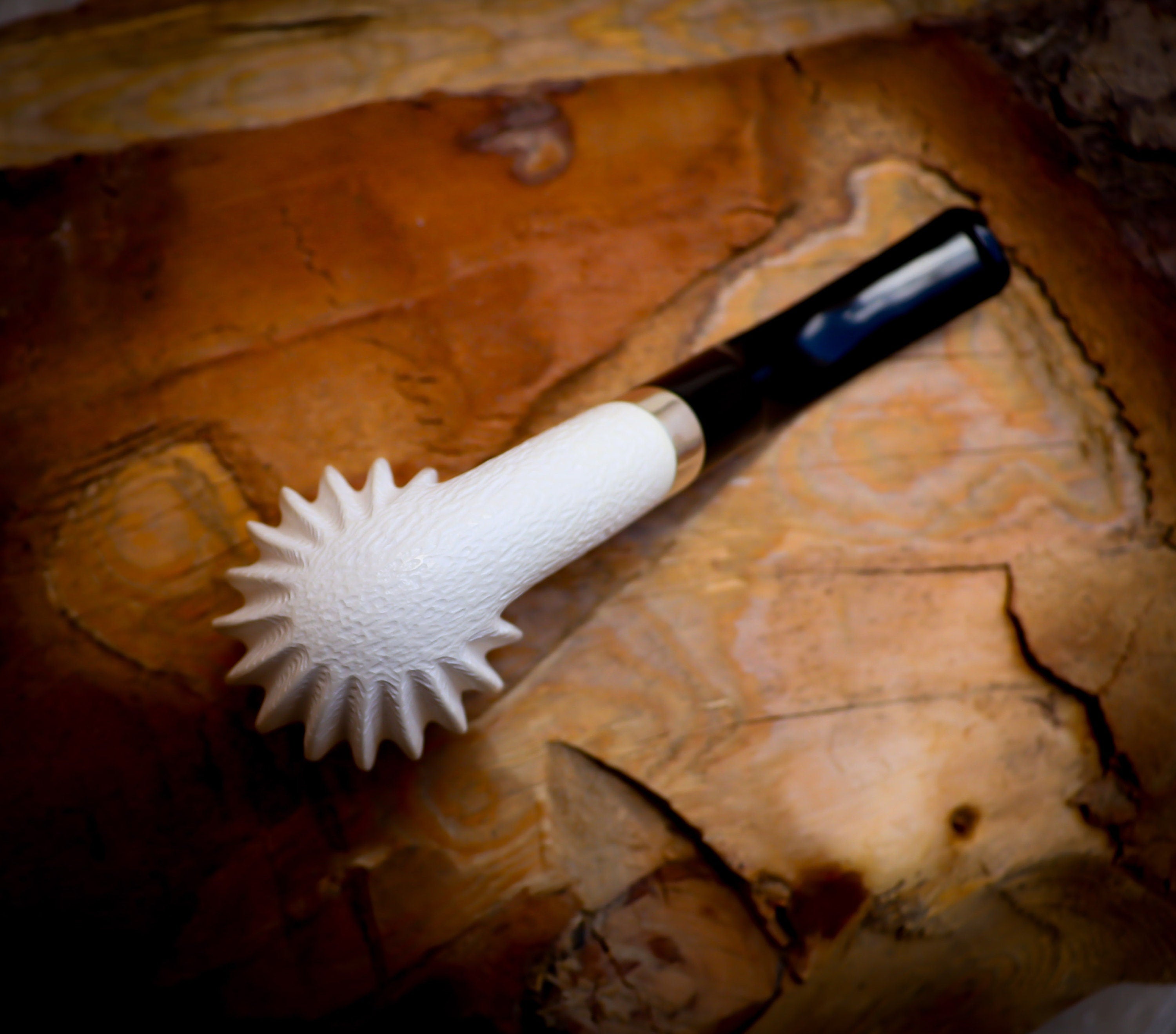 Corrugated Meerschaum Pipe