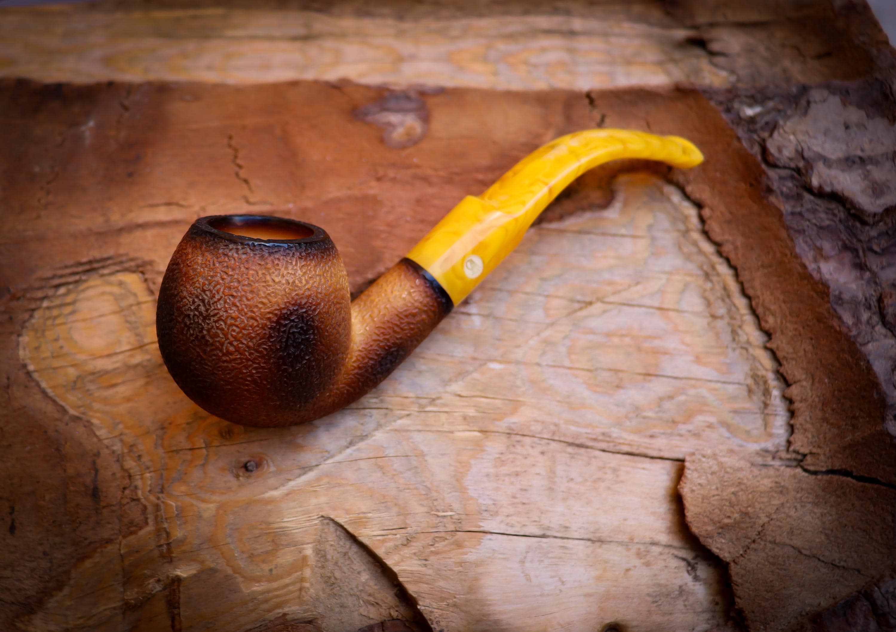 Apple Model Meerschaum Pipe
