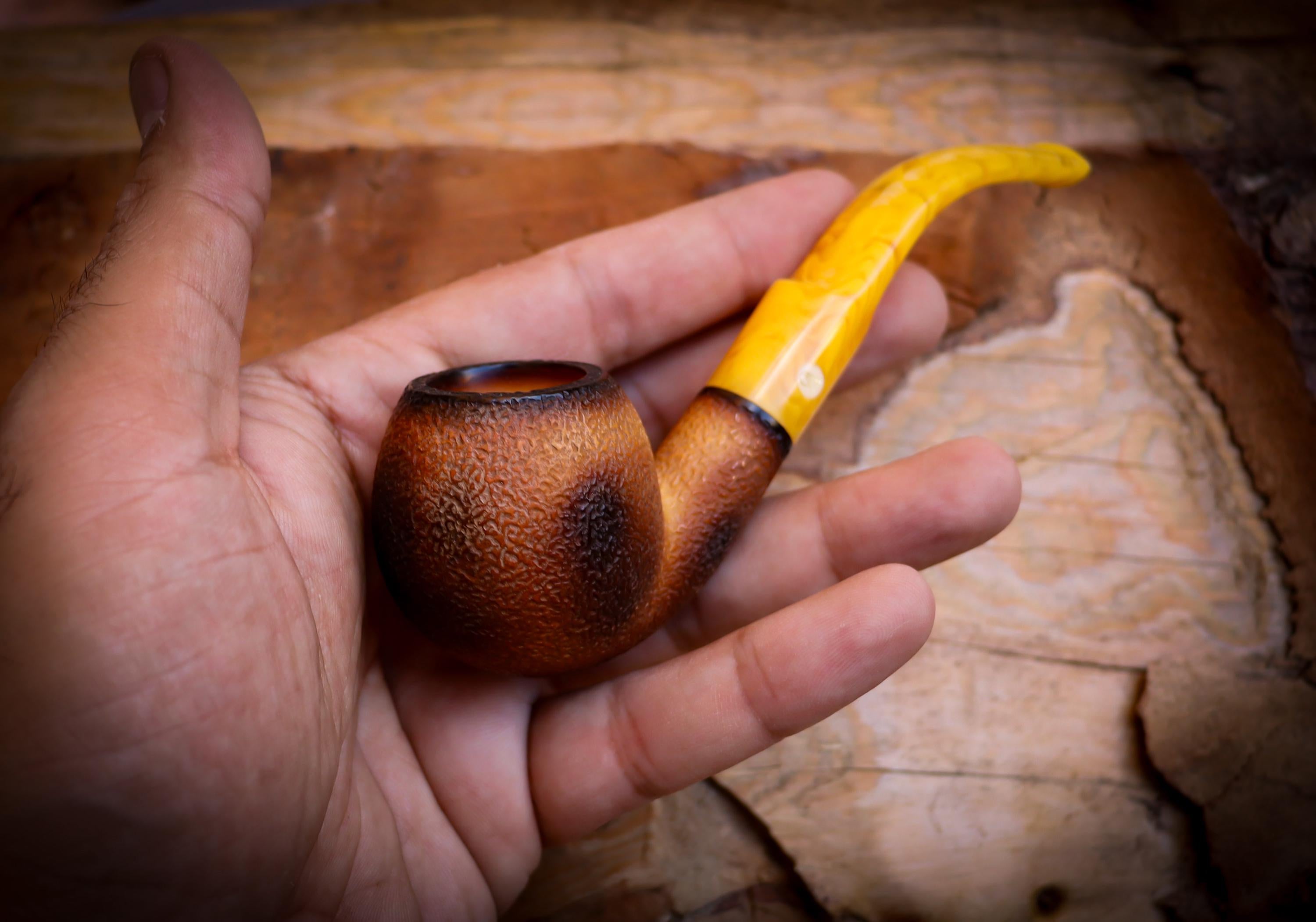 Apple Model Meerschaum Pipe