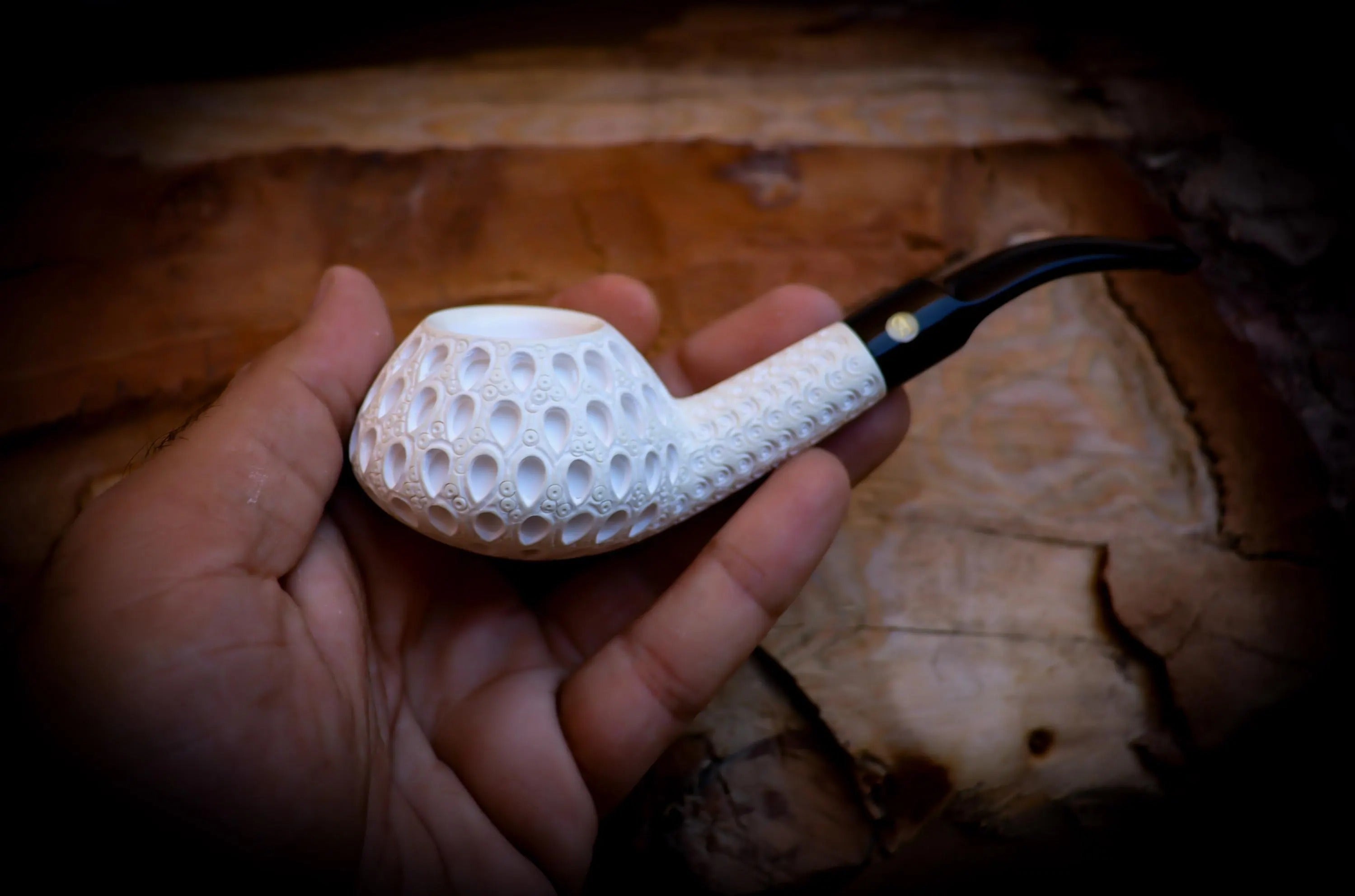Squat Tomato, Embriodered Special Handmade Large Size Squat Bulldog Meerschaum Pipe With Leather Box- Astaş Meerschaum