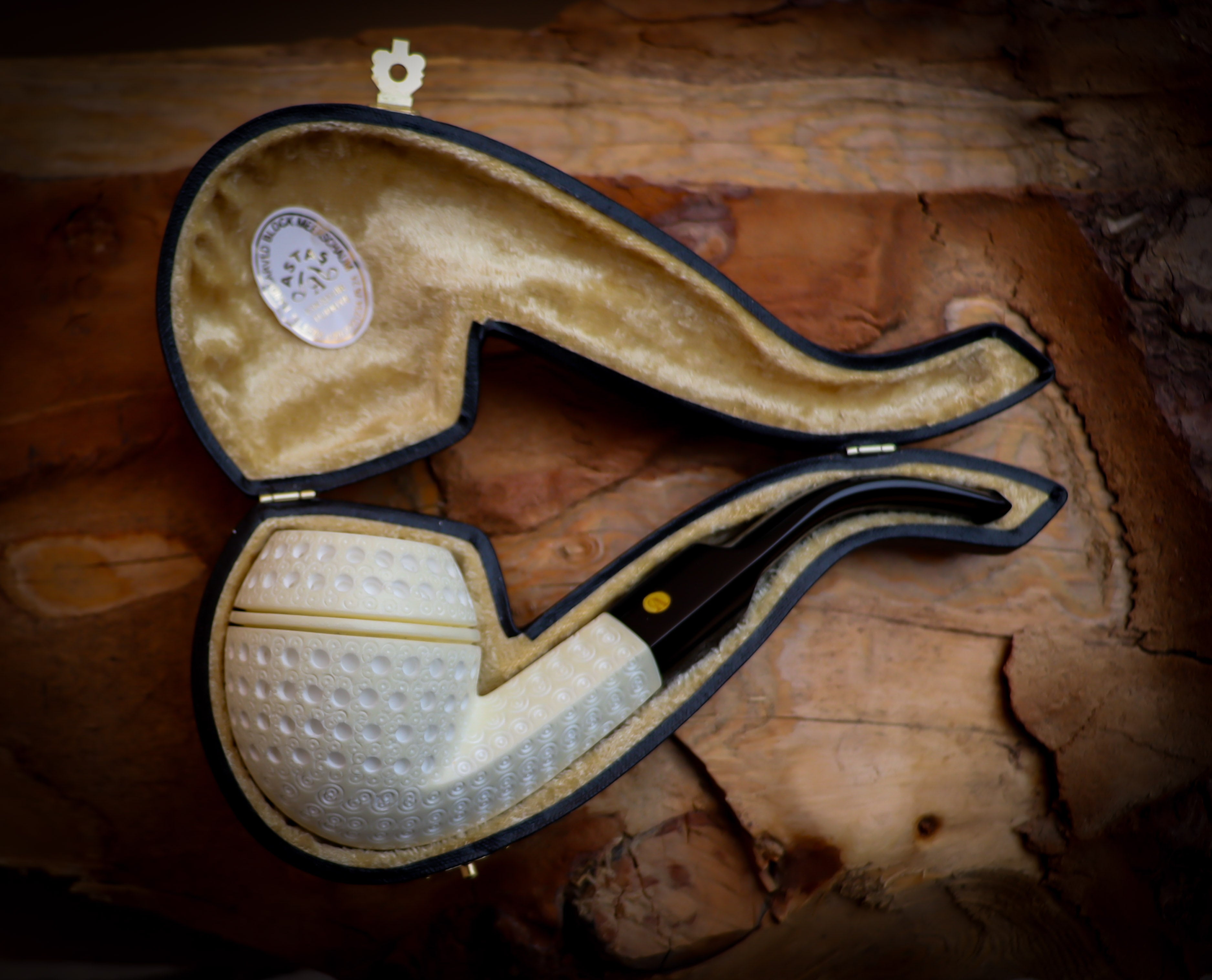 Bulldog Meerschaum Pipe