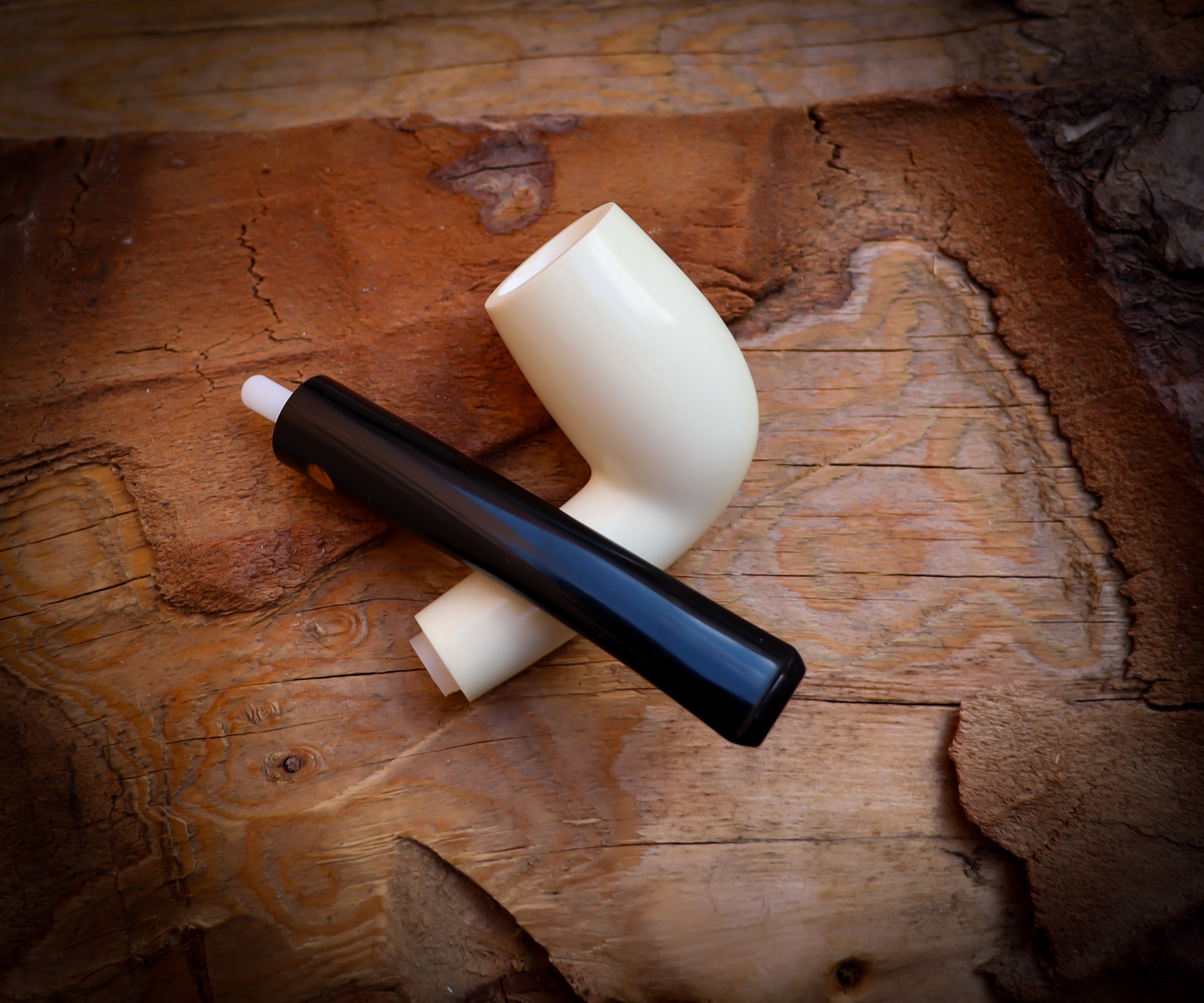 Smooth Special Hand Crafted Bent Meerschaum Pipe With Leather Box- Astaş Meerschaum