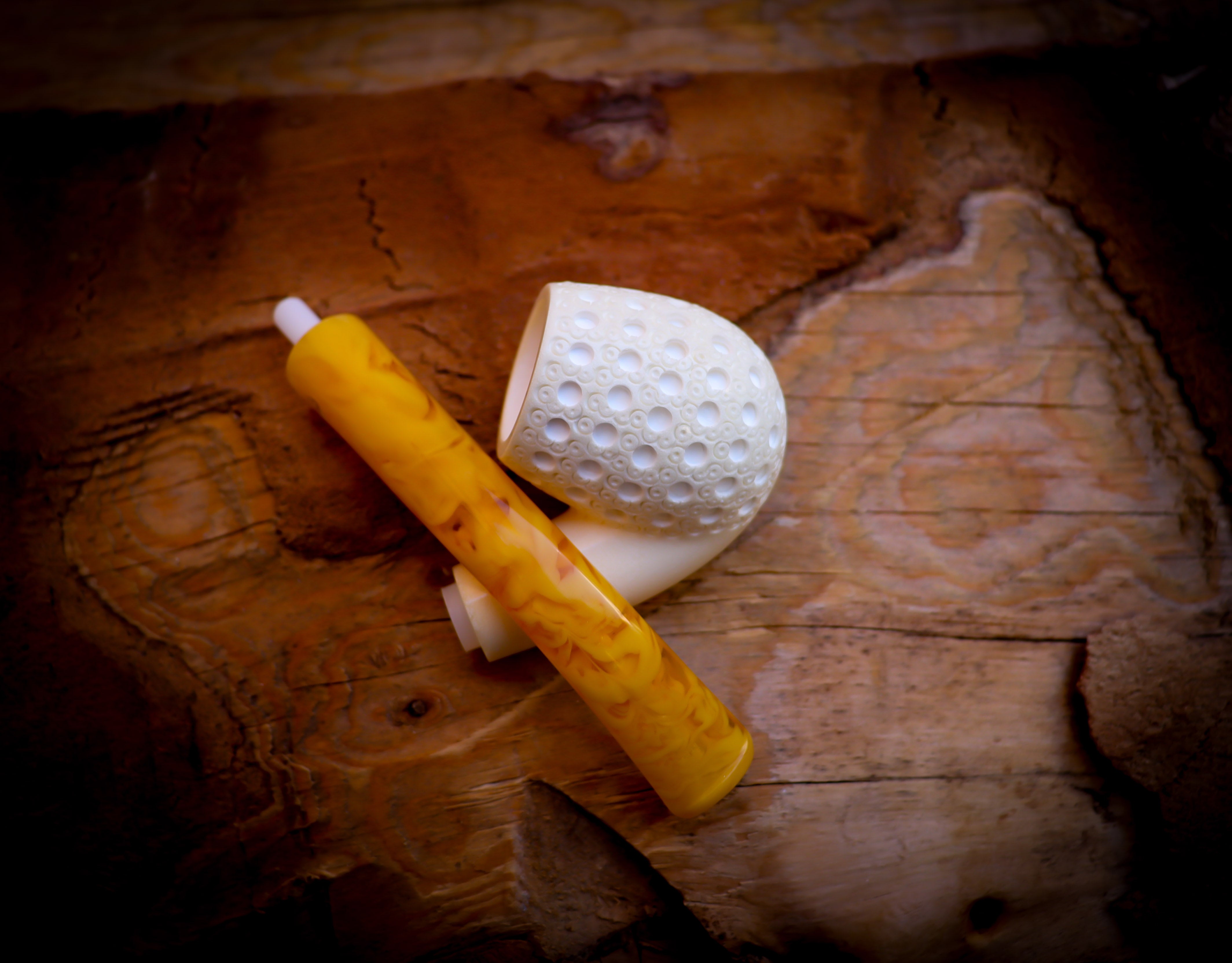 Embriodered Special Handmade Half Bent Block Meerschaum Pipe With Leather Box- Astaş Meerschaum