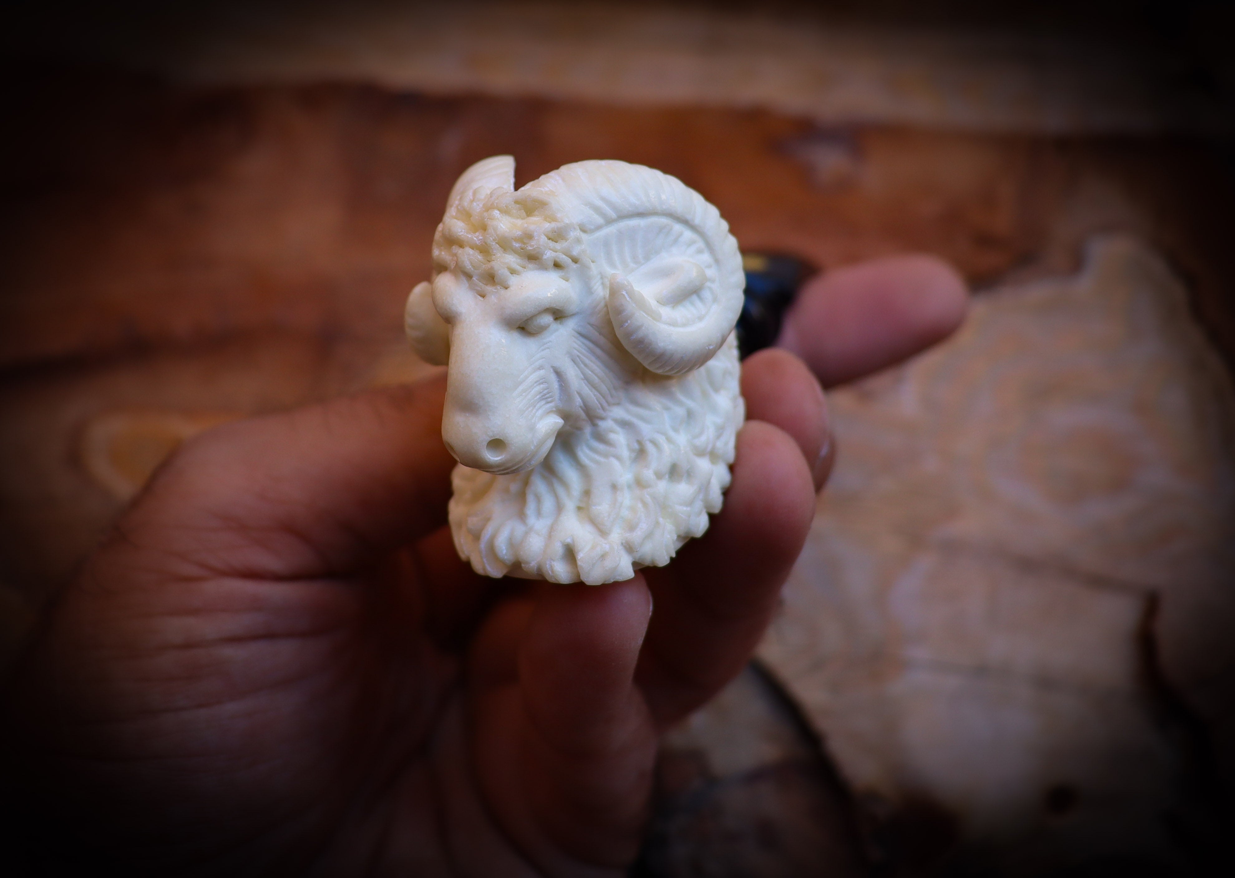 Buffalo Meerschaum, Special Handmade Buffalo Meerschaum Pipe With Leather Box- Astaş Meerschaum