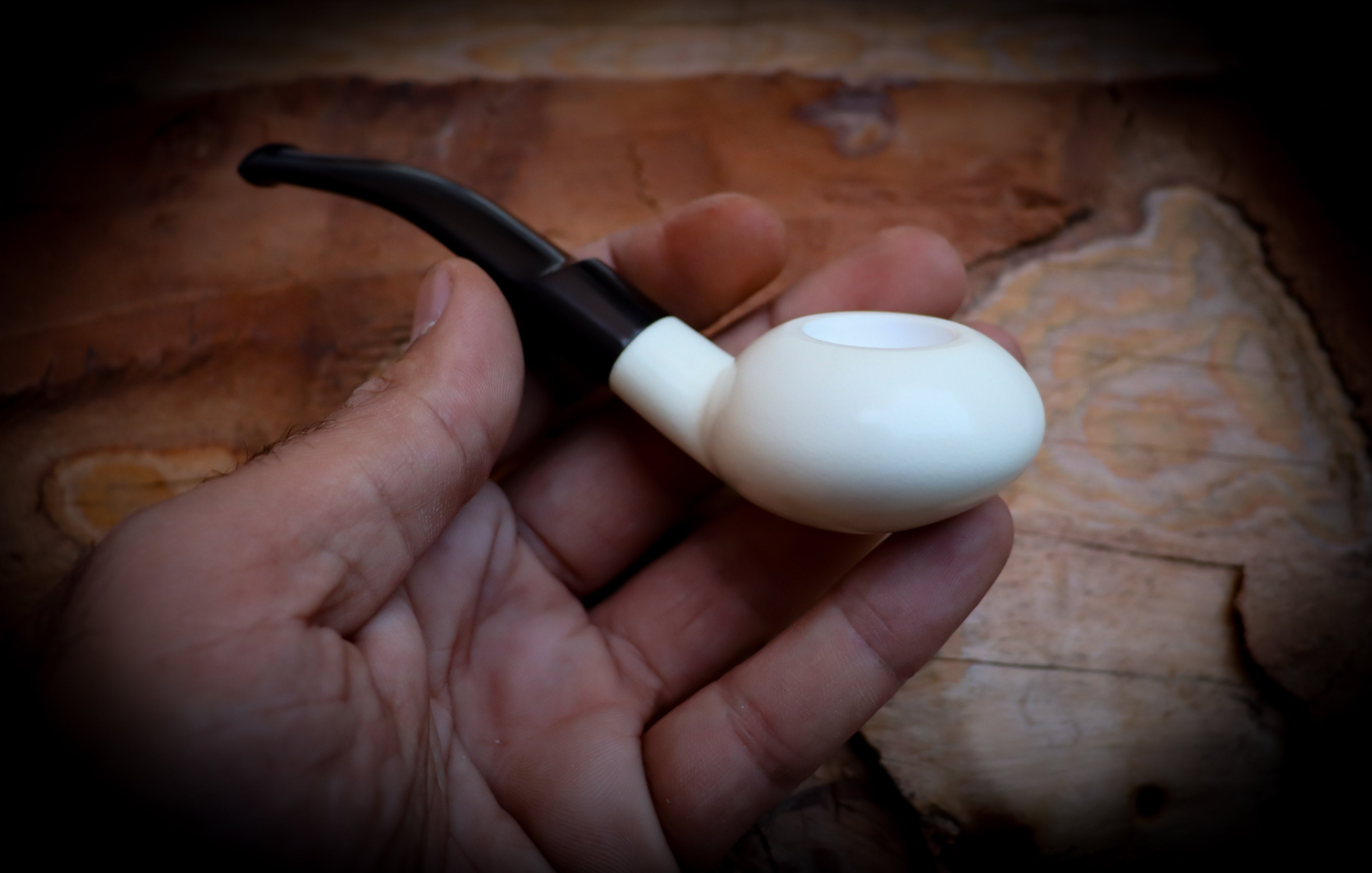 Smooth Handmade Squat Tomato Block Meerschaum Pipe With Leather Case- Astaş Meerschaum
