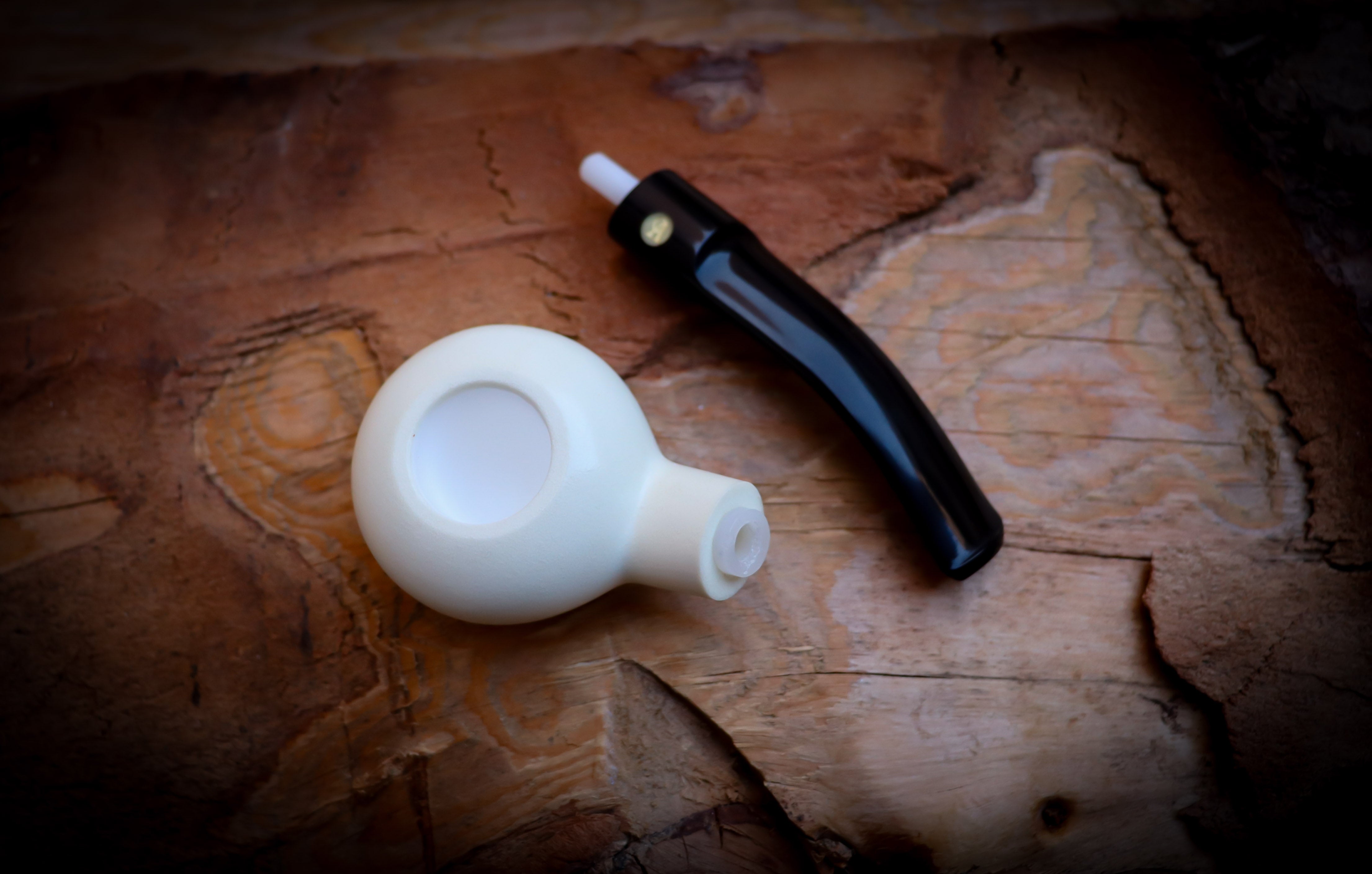 Smooth Handmade Squat Tomato Block Meerschaum Pipe With Leather Case- Astaş Meerschaum