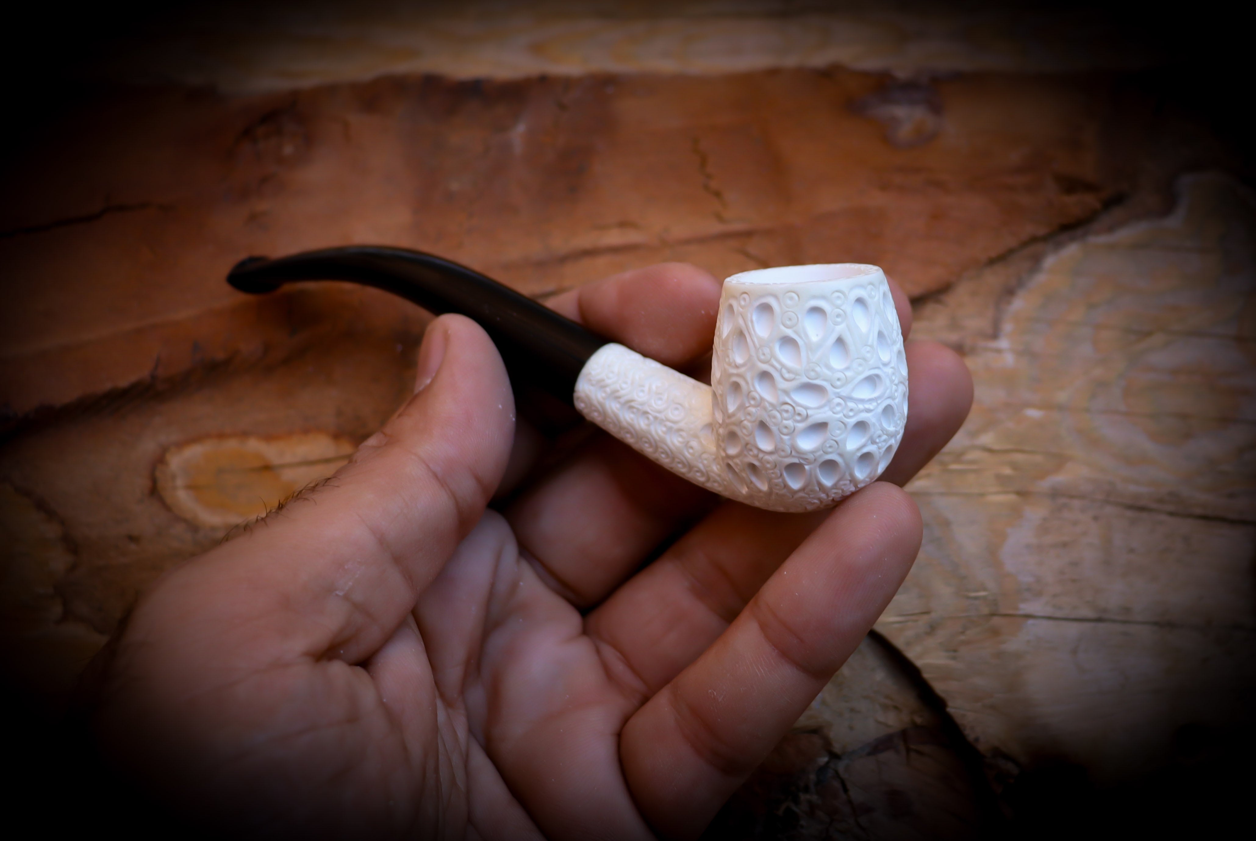 Embroidered Handmade Half Bent Block Meerschaum Pipe with Leather Case – Astaş Meerschaum