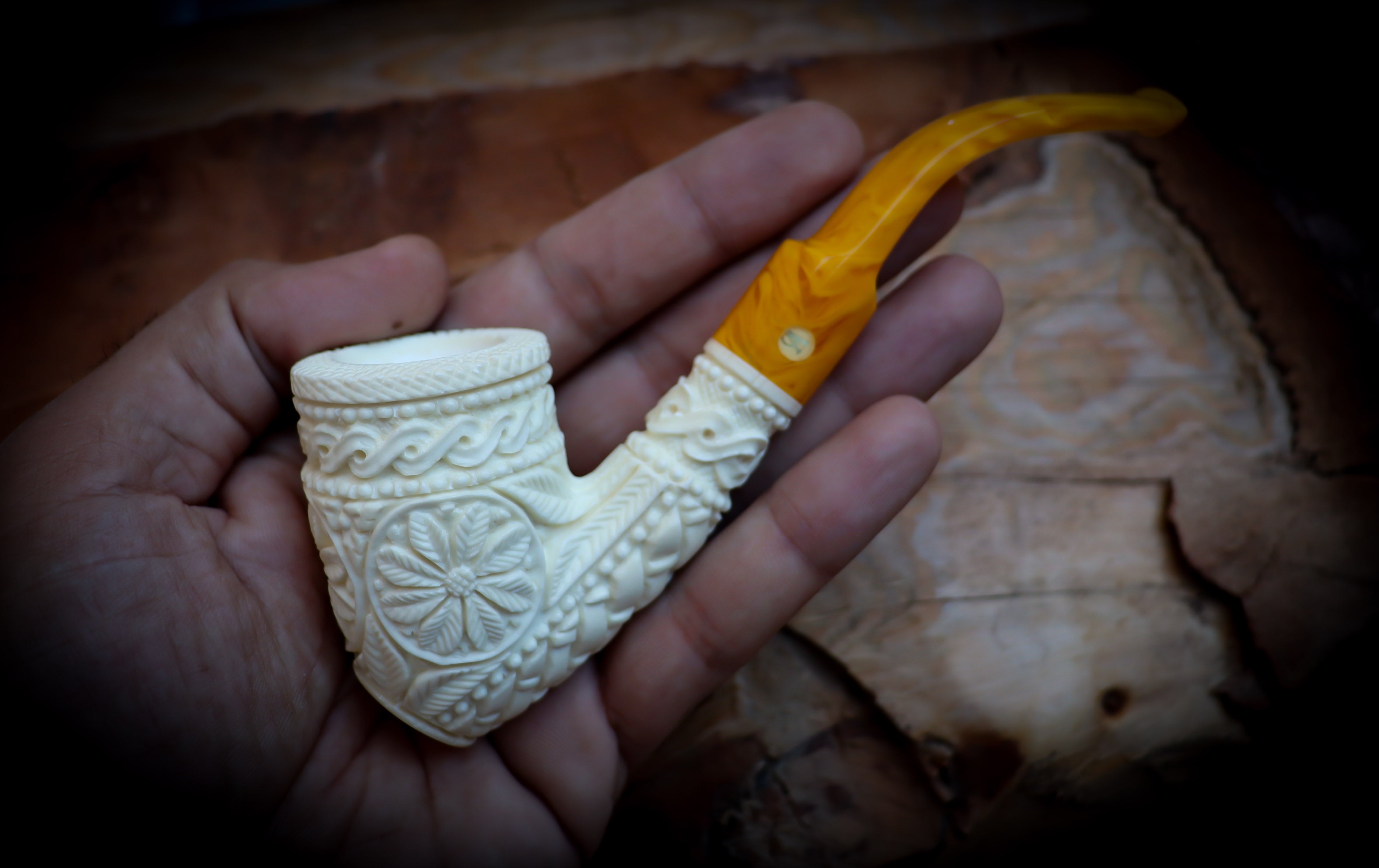 Floral Patterned Meerschaum, Special Handmade Poker Meerschaum Pipe With Leather Box-Astaş Meerschaum