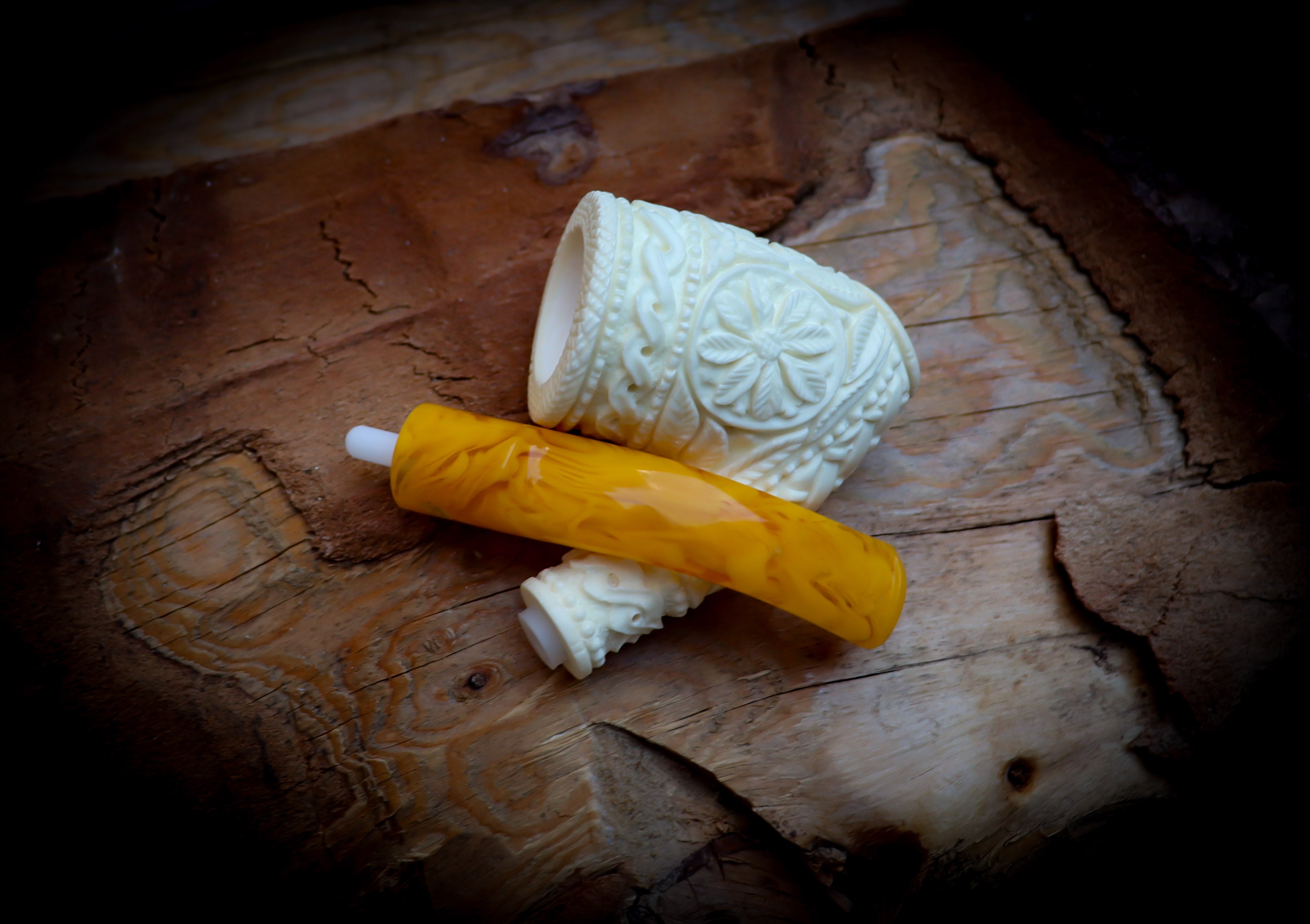 Floral Patterned Meerschaum, Special Handmade Poker Meerschaum Pipe With Leather Box-Astaş Meerschaum
