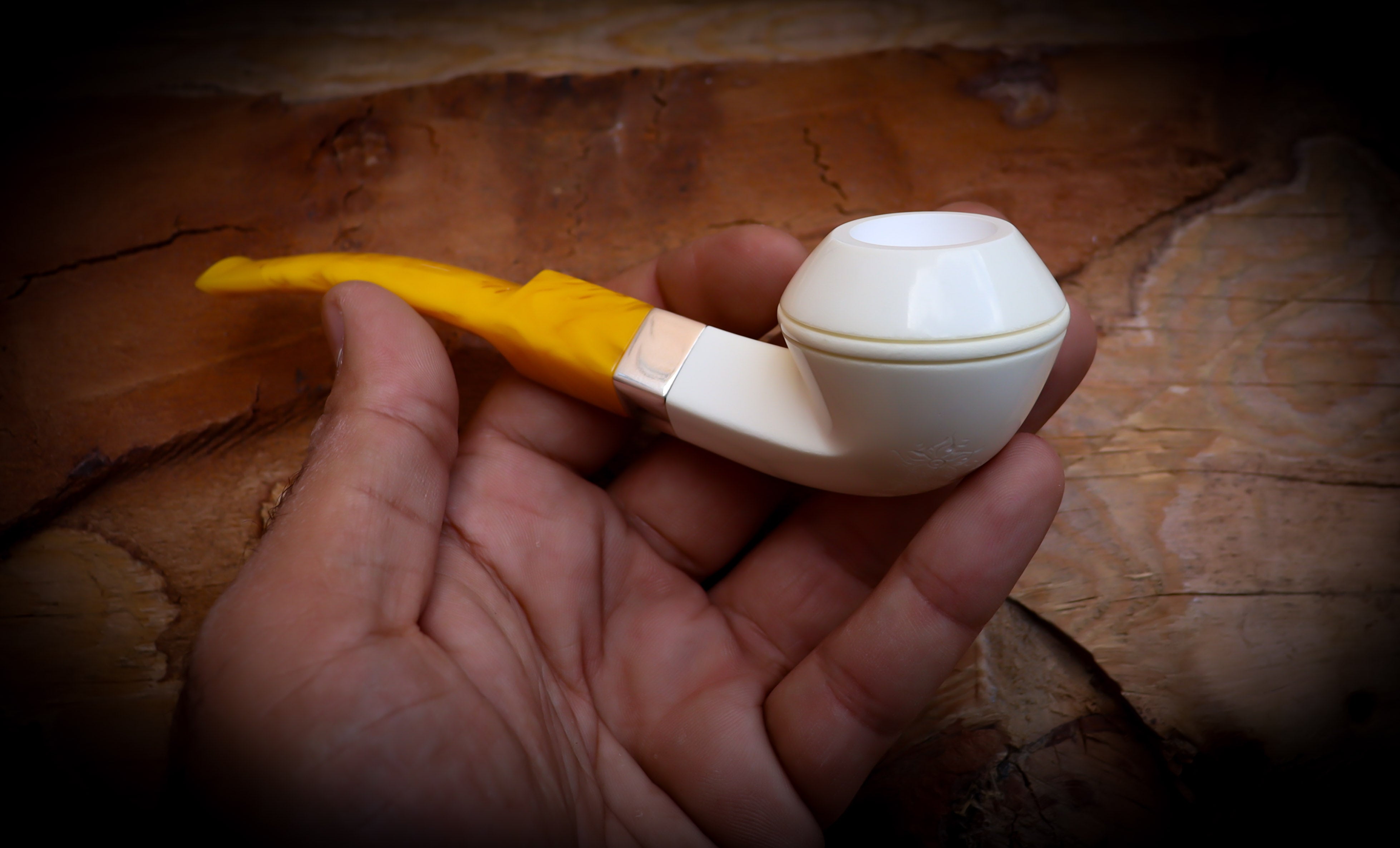 Rhodesian Meerschaum, Silver Smooth Special Handmade Bulldog Block Meerschaum Pipe With Leather Case - Astaş Meerschaum