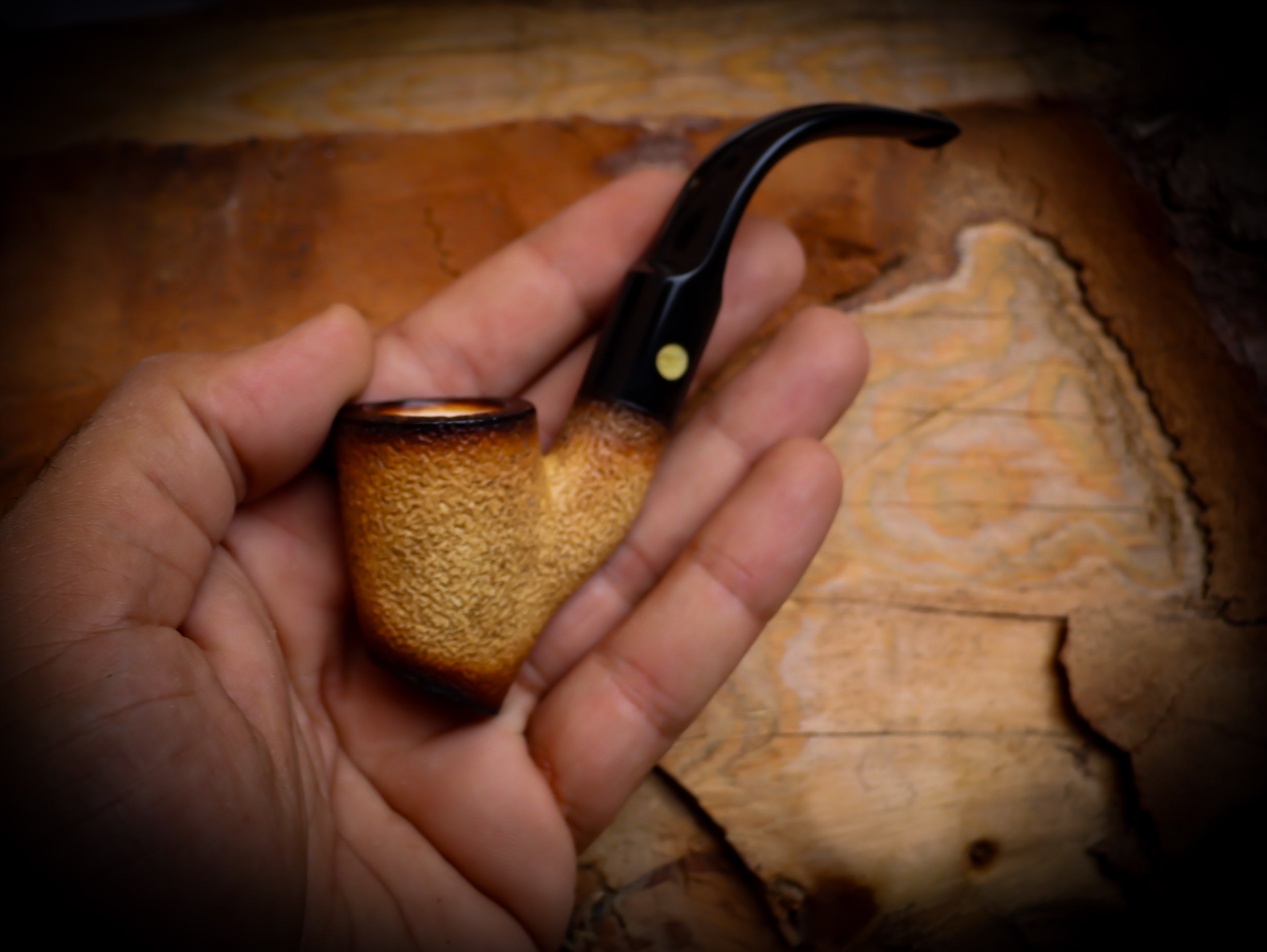 Calcined Rustic Patterned Freehand Meerschaum Pipe With Leather Box- Astaş Meerschaum