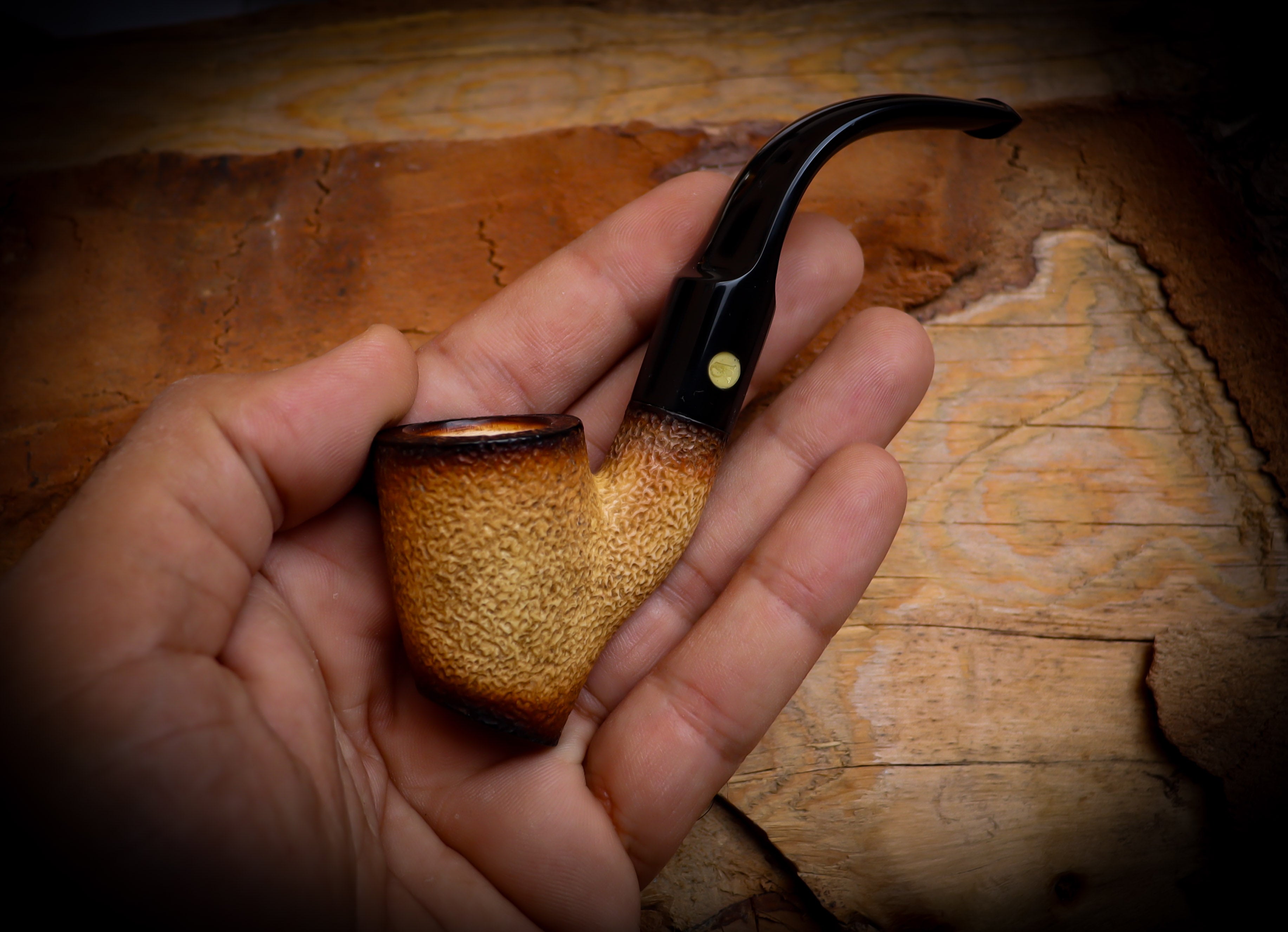Calcined Rustic Patterned Freehand Meerschaum Pipe With Leather Box- Astaş Meerschaum