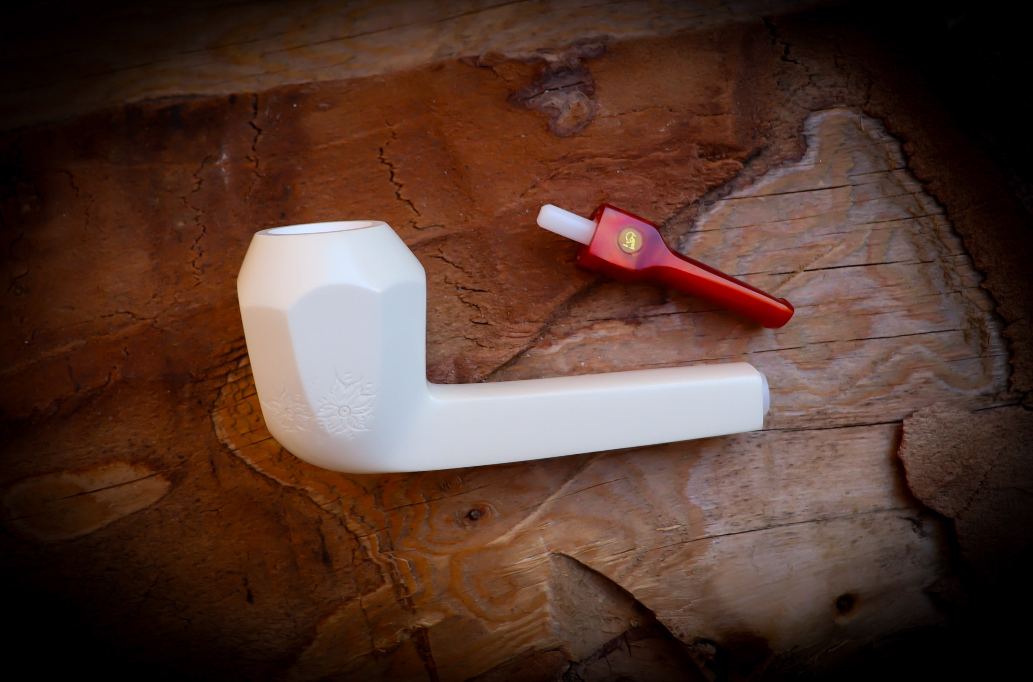 Canadian Panel Handmade Block Meerschaum Pipe With Leather Case