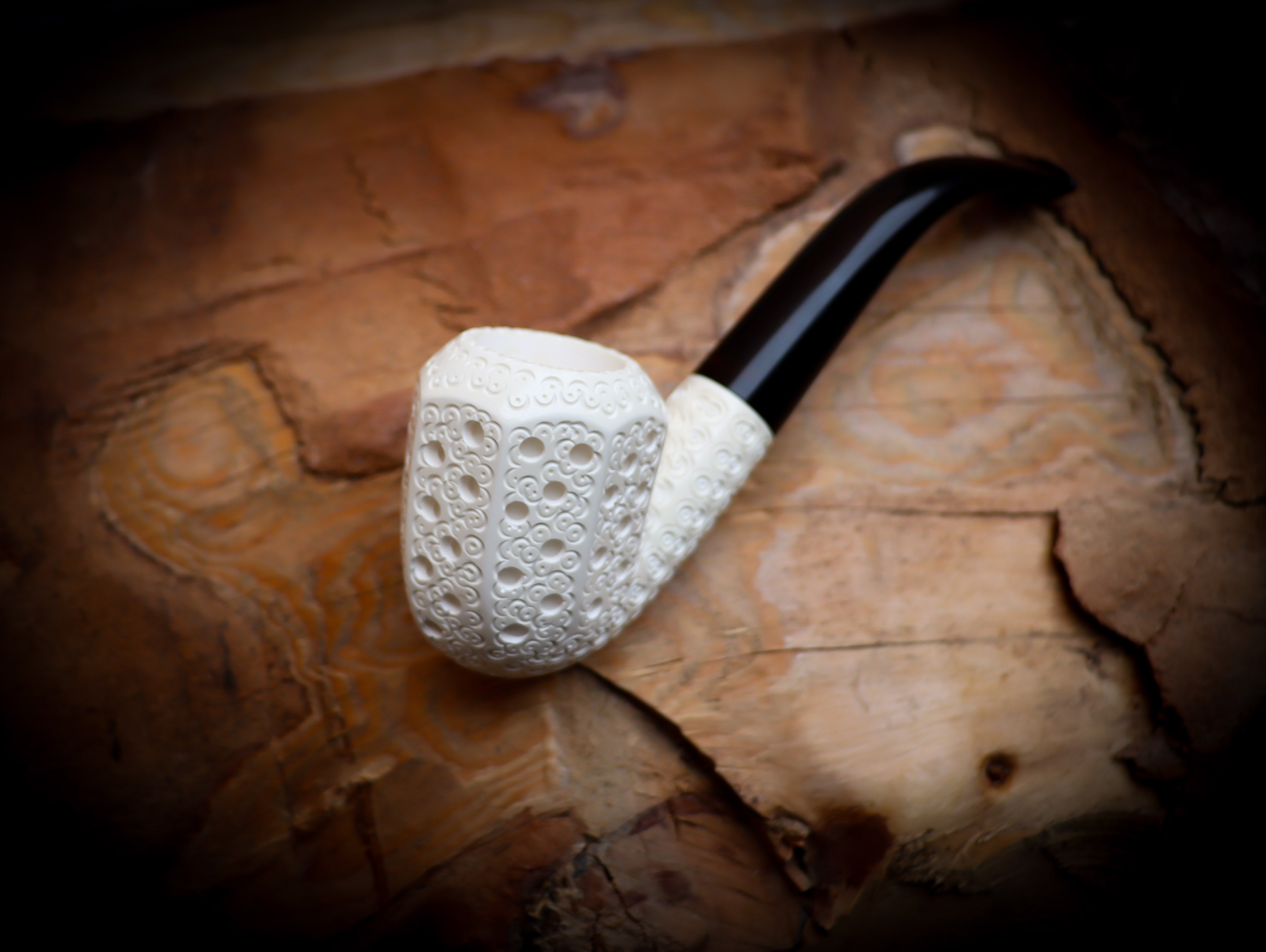 Embriodered Special Handmade Panel Block Meerschaum Pipe With Leather Case- Astaş Meerschaum