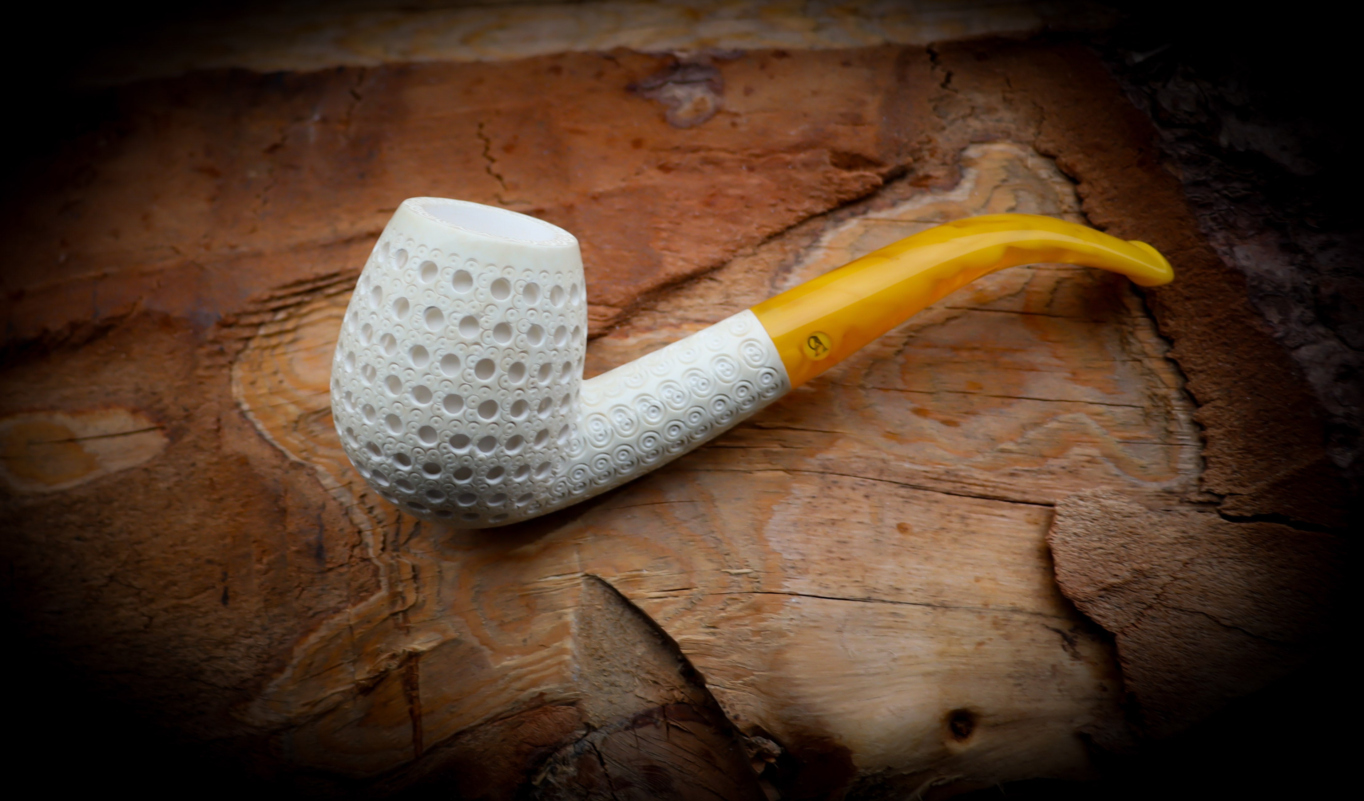 Embriodered Handmade Apple Premium Block Meerschaum Pipe With Leather Box-Astaş Meerschaum