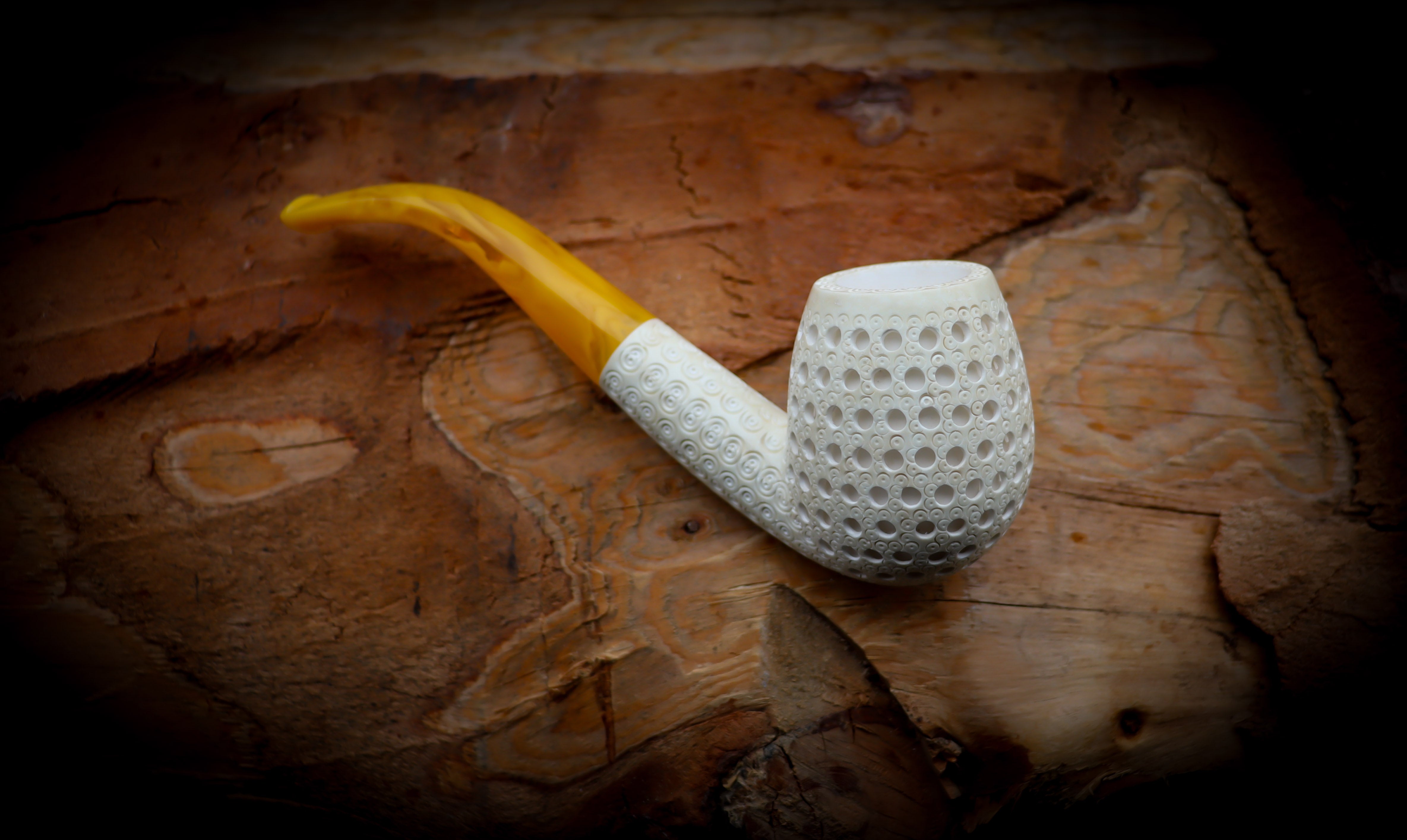 Embriodered Handmade Apple Premium Block Meerschaum Pipe With Leather Box-Astaş Meerschaum