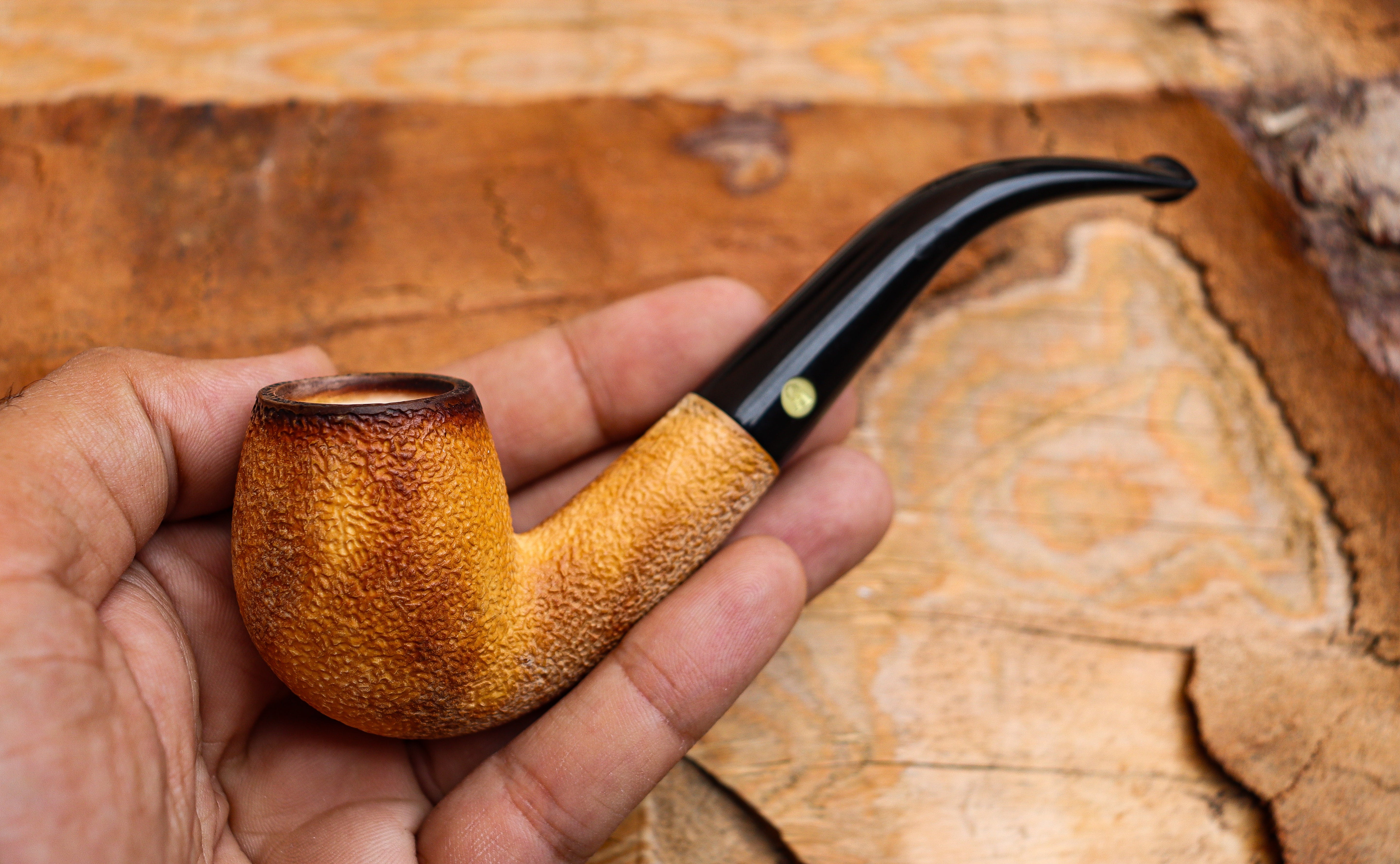 Lee Van Cleef Meerschaum Pipes, Rustic Patterned, Half Bent,Fitted Case- Astaş