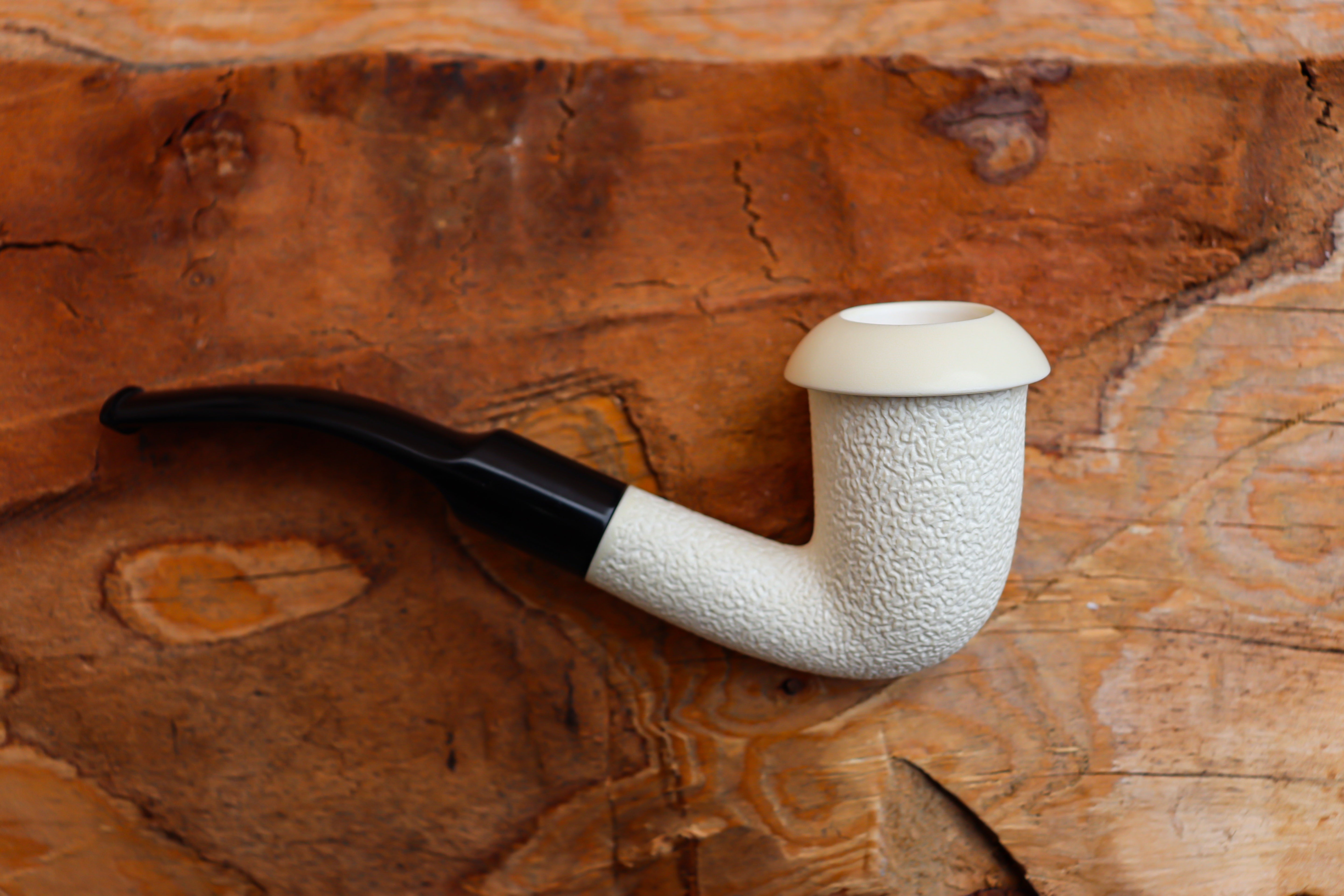 Handcrafted Astaş Meerschaum Pipes,Calabash Style,Rustic Patterned, With Fitted Case