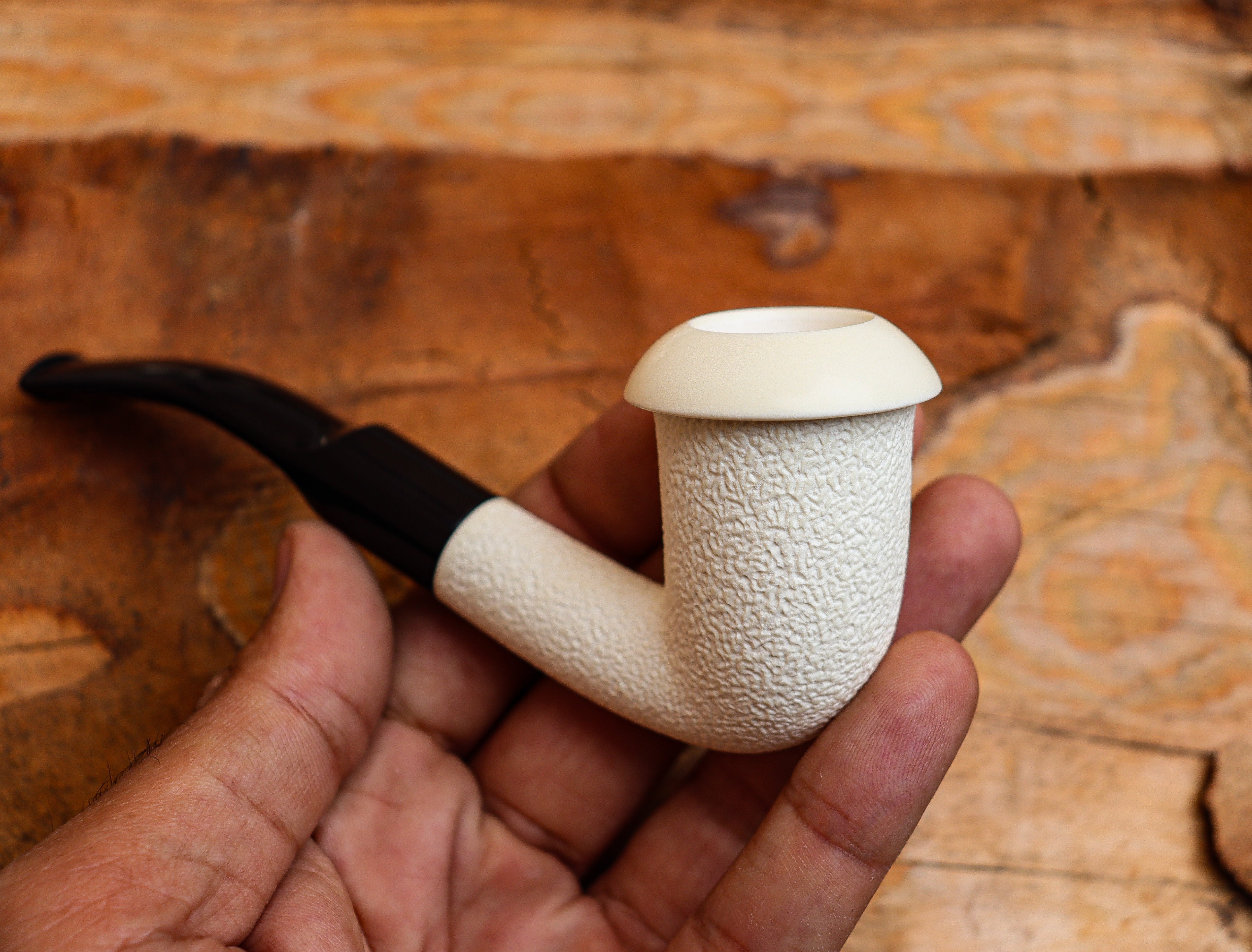 Handcrafted Astaş Meerschaum Pipes,Calabash Style,Rustic Patterned, With Fitted Case