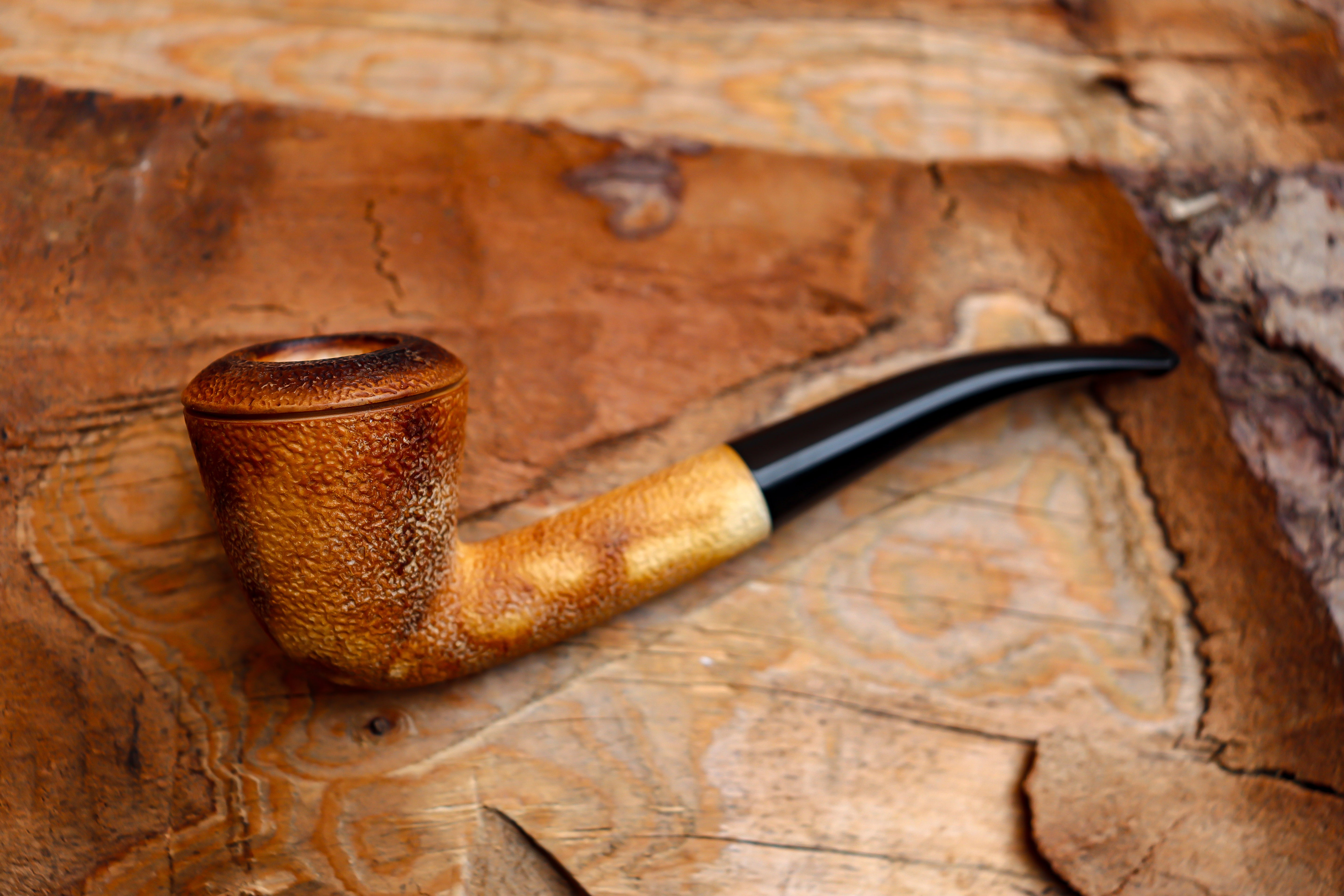 Handmade Astaş Meerschaum Pipes, Lee Van Cleef,Dublin, Rustic Carved, Fitted Case