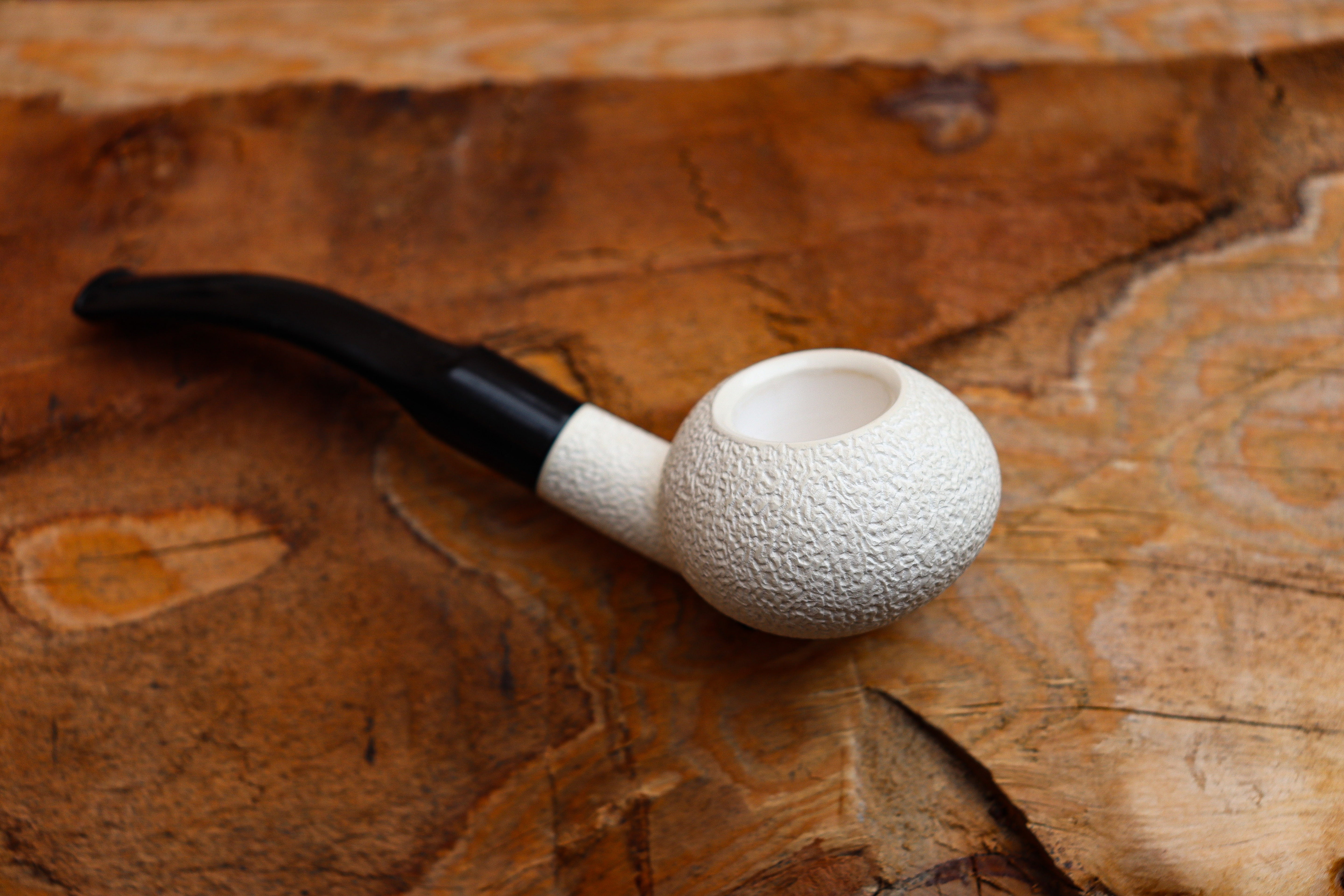 Handmade Astaş Meerschaum Pipes,Squat Tomato, Rustic Carved, Fitted Case