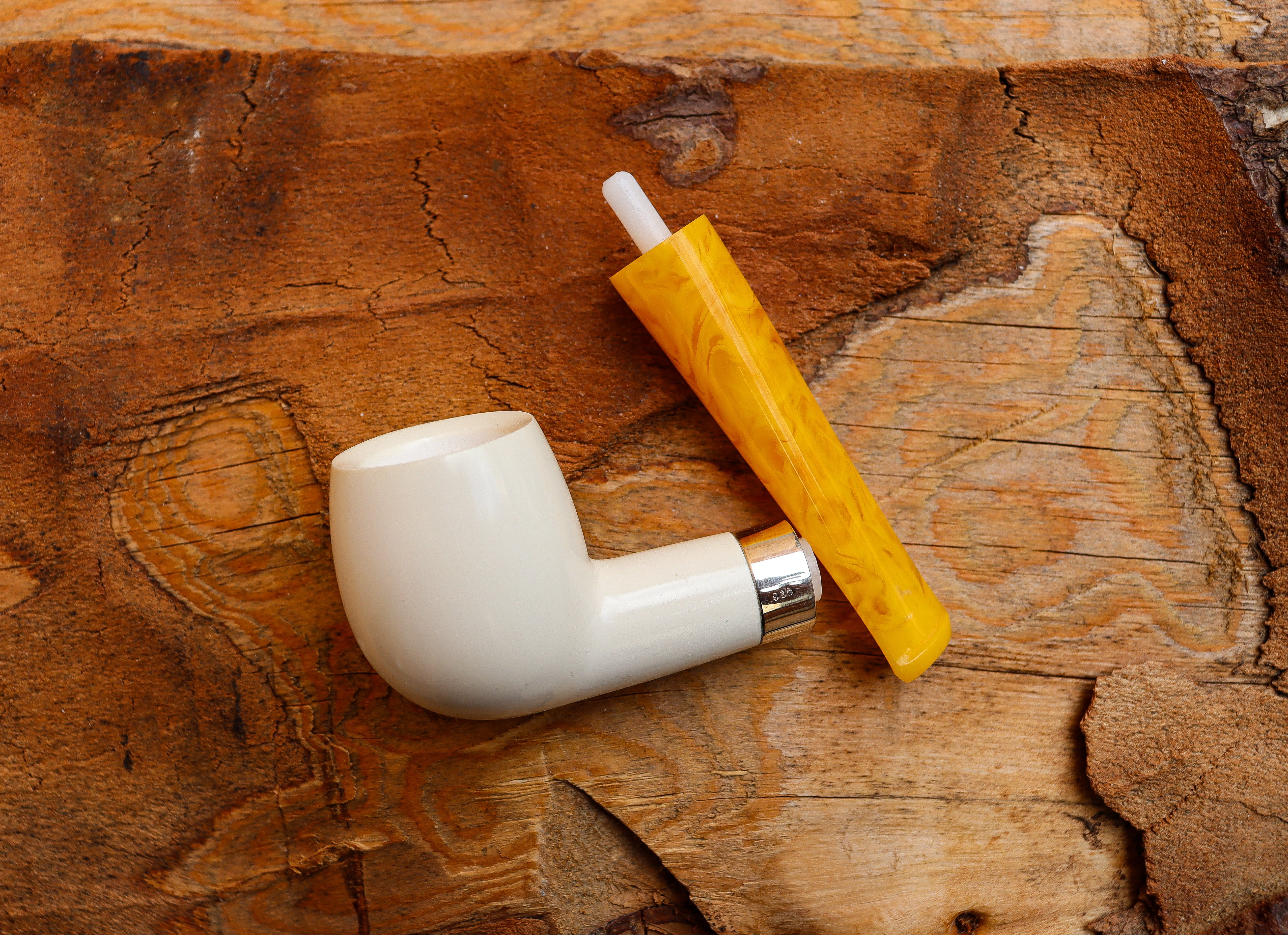Handmade Astaş Meerschaum Pipes, Billard, Silver Ring, Smooth White, Fitted Case