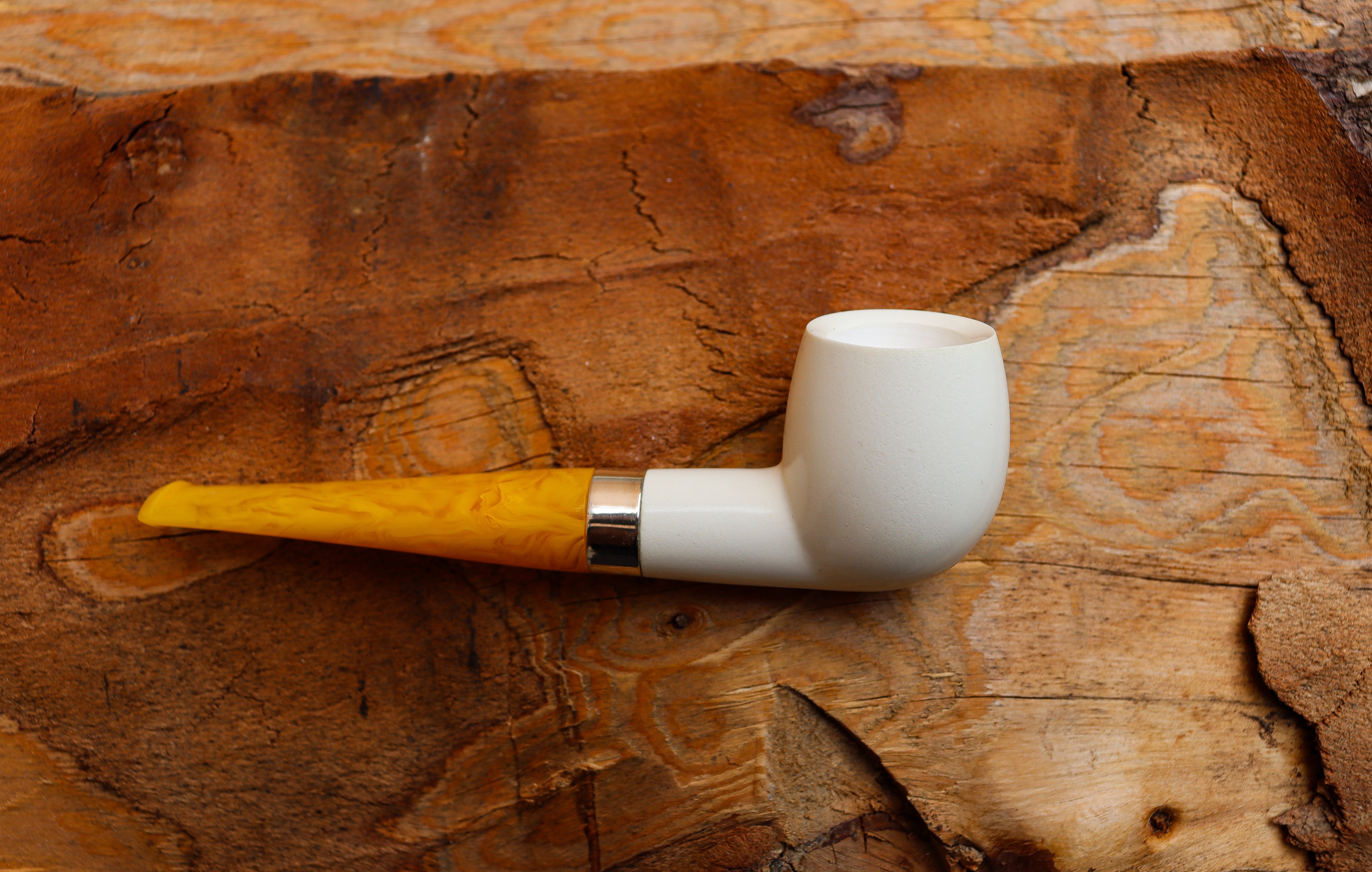 Handmade Astaş Meerschaum Pipes, Billard, Silver Ring, Smooth White, Fitted Case