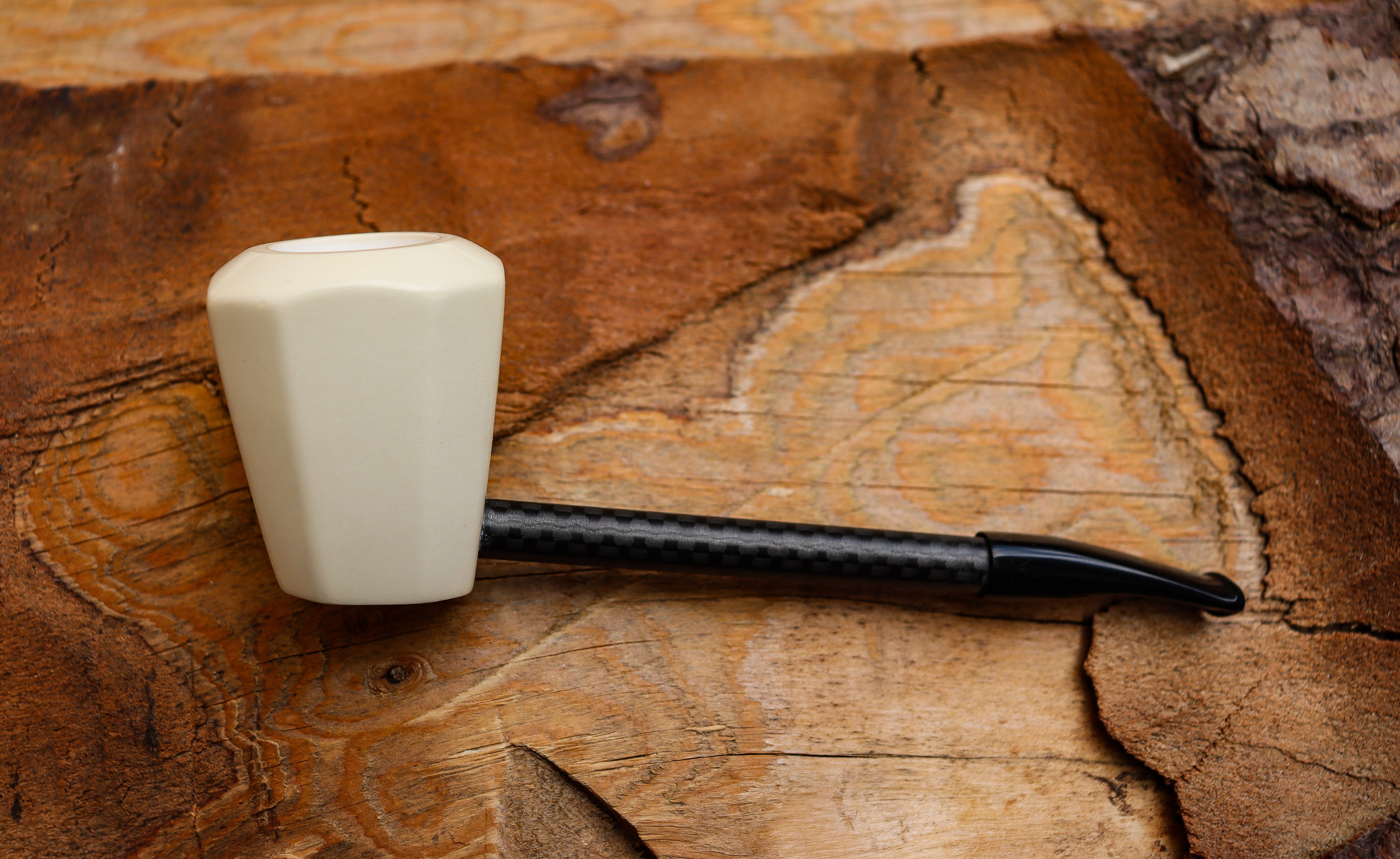 Handmade Astaş Meerschaum Pipes, Carbon Fiber, Panel, Smooth Carved, With Fitted Case