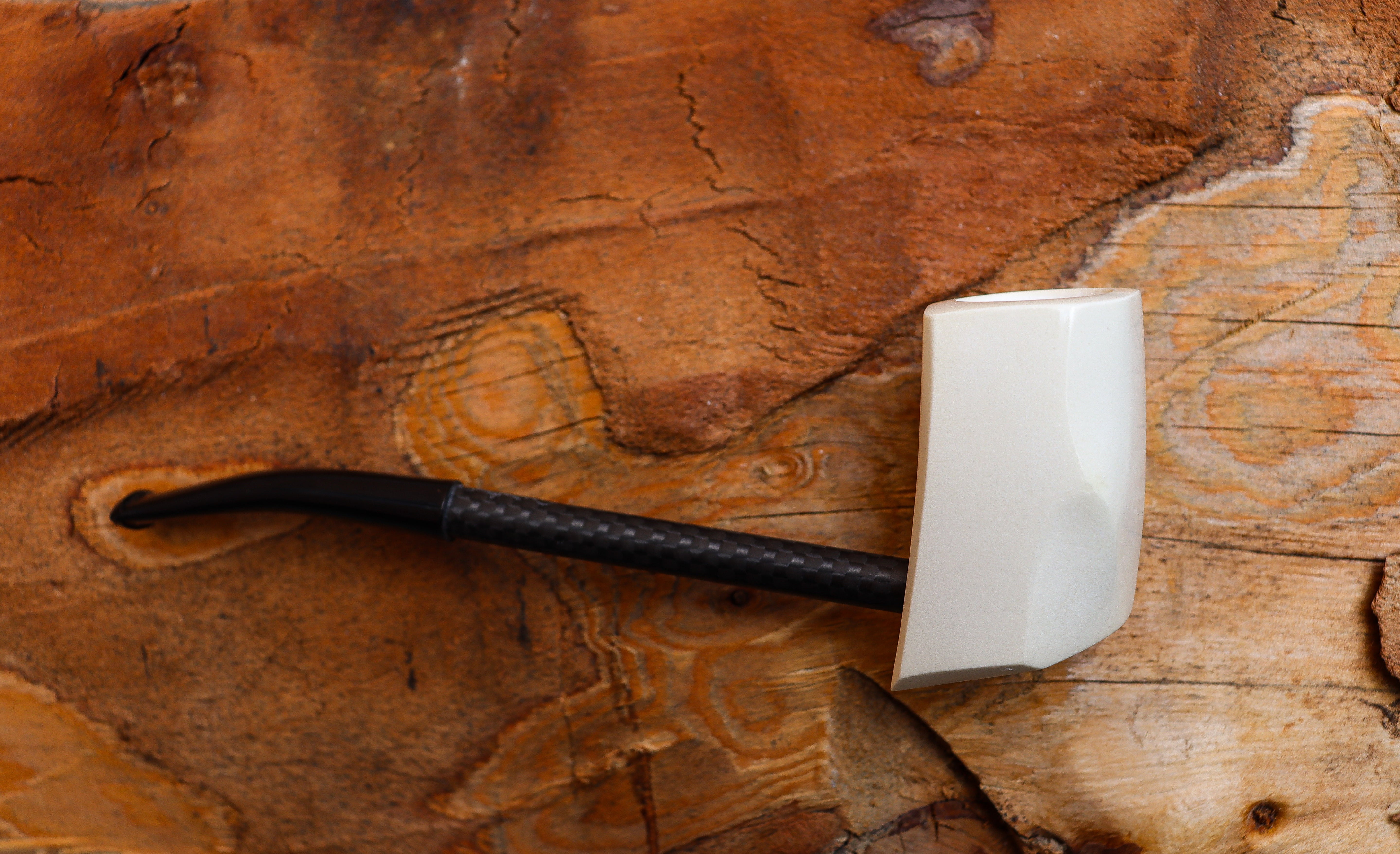 Handmade Astaş Meerschaum Pipes, Carbon Fiber, Panel, Smooth Carved, With Fitted Case