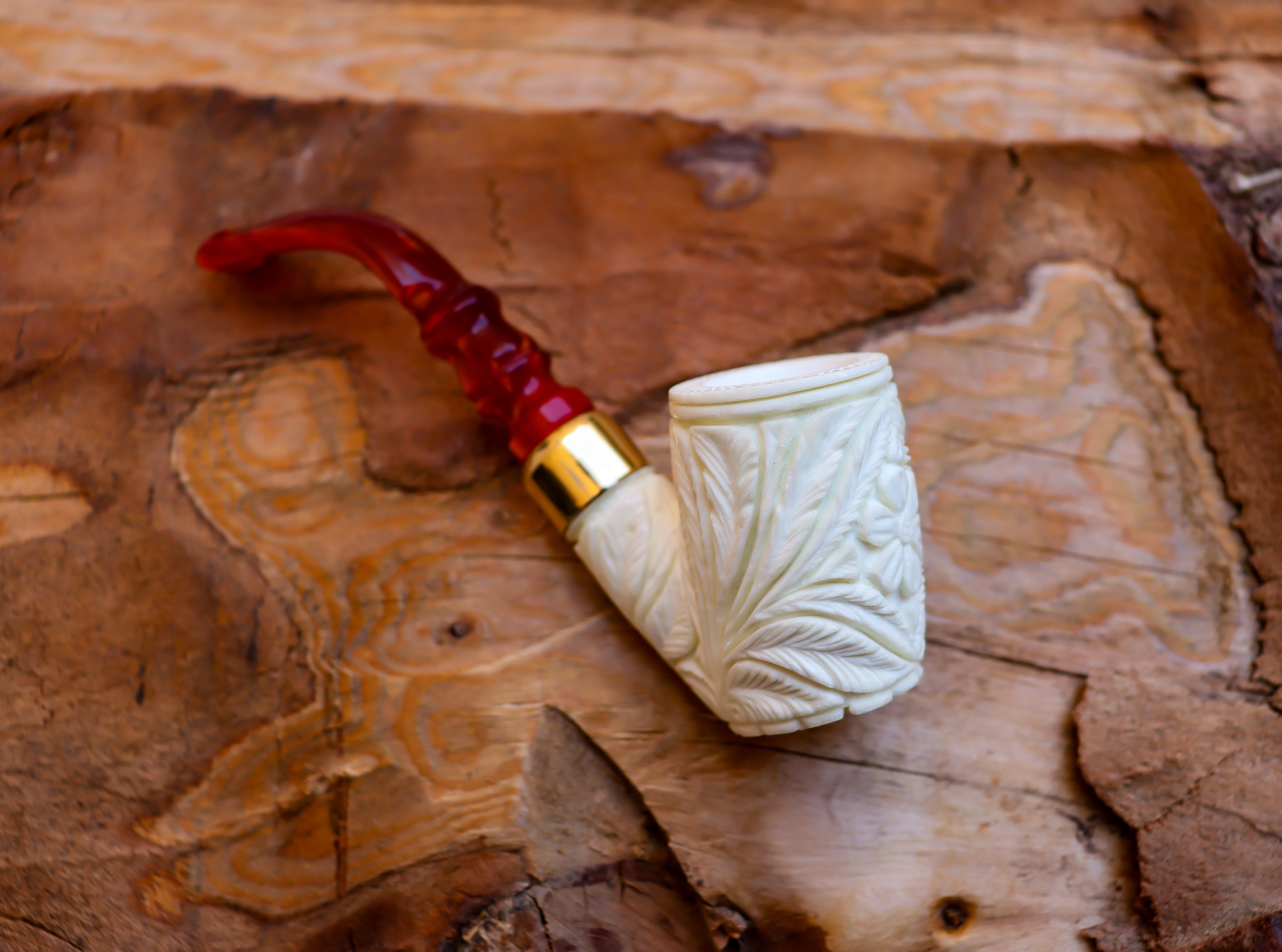 Handmade Astaş Meerschaum Pipes, Floral Patterned, Large, Acrylic Material, With Fitted Case