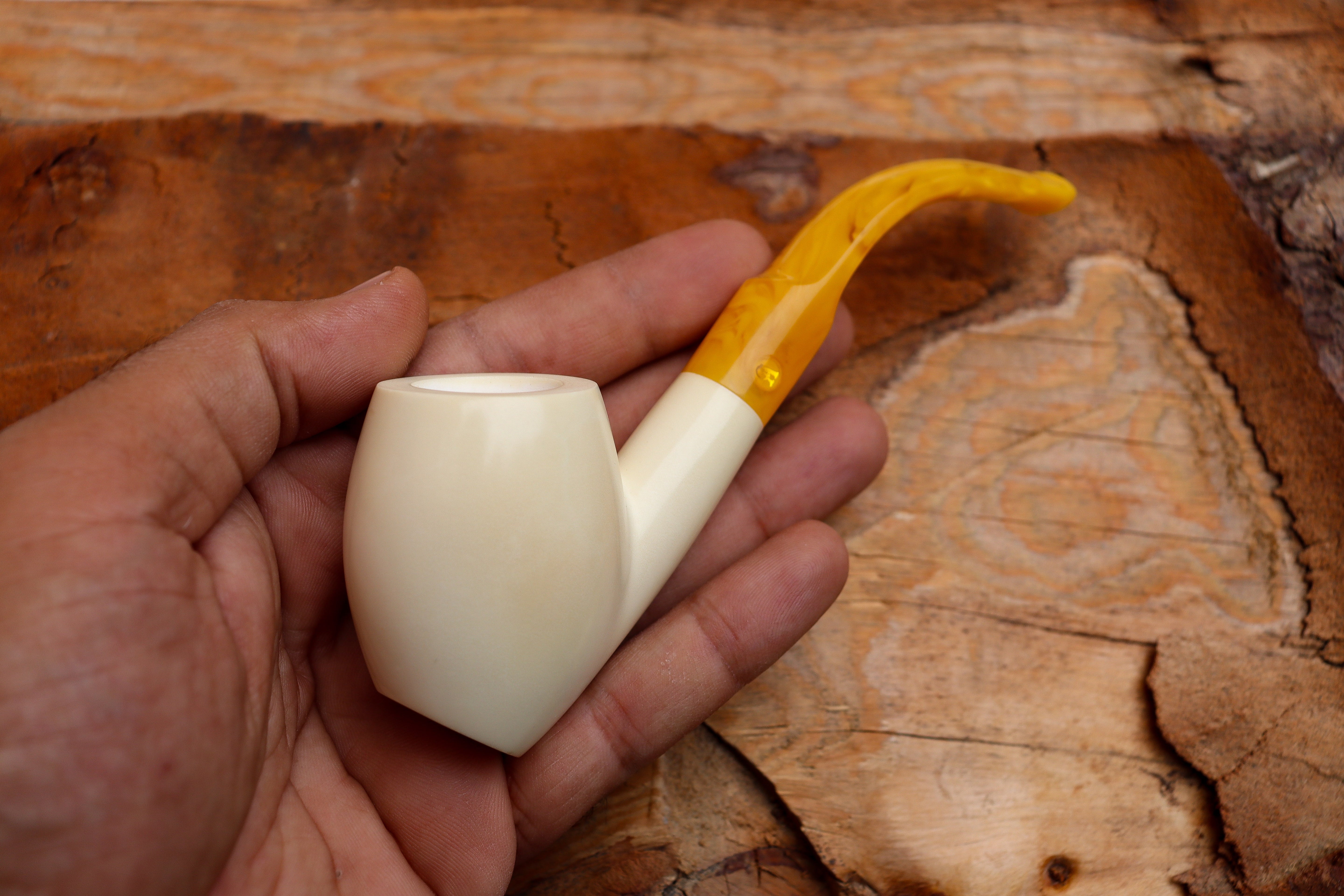 Handmade Astaş Meerschaum Pipes,Freehand, Smooth White, Amber Stem, With Leather Case