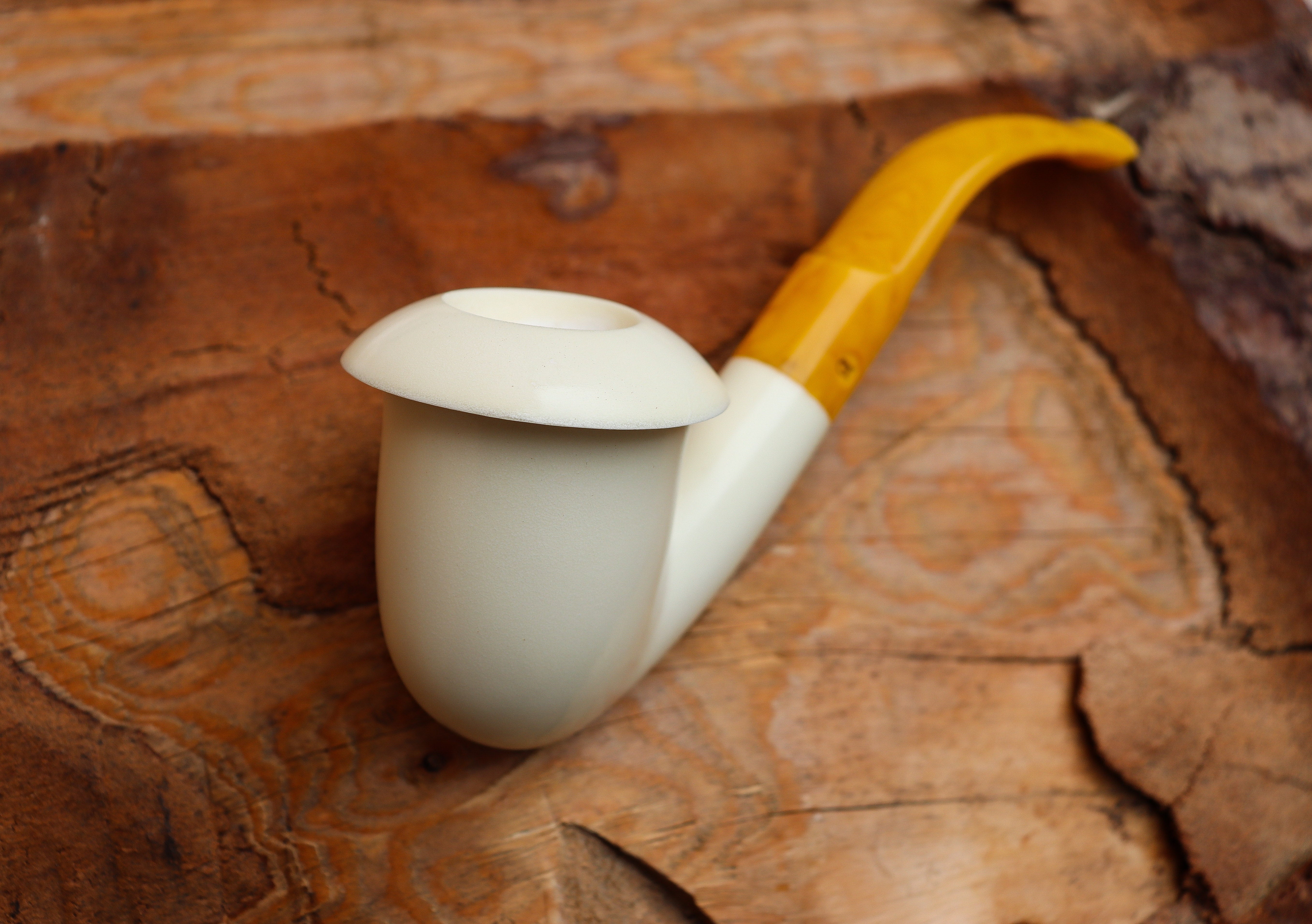 Handmade Astaş Meerschaum Pipes, Calabash Style, Smooth Large, With Fitted Case