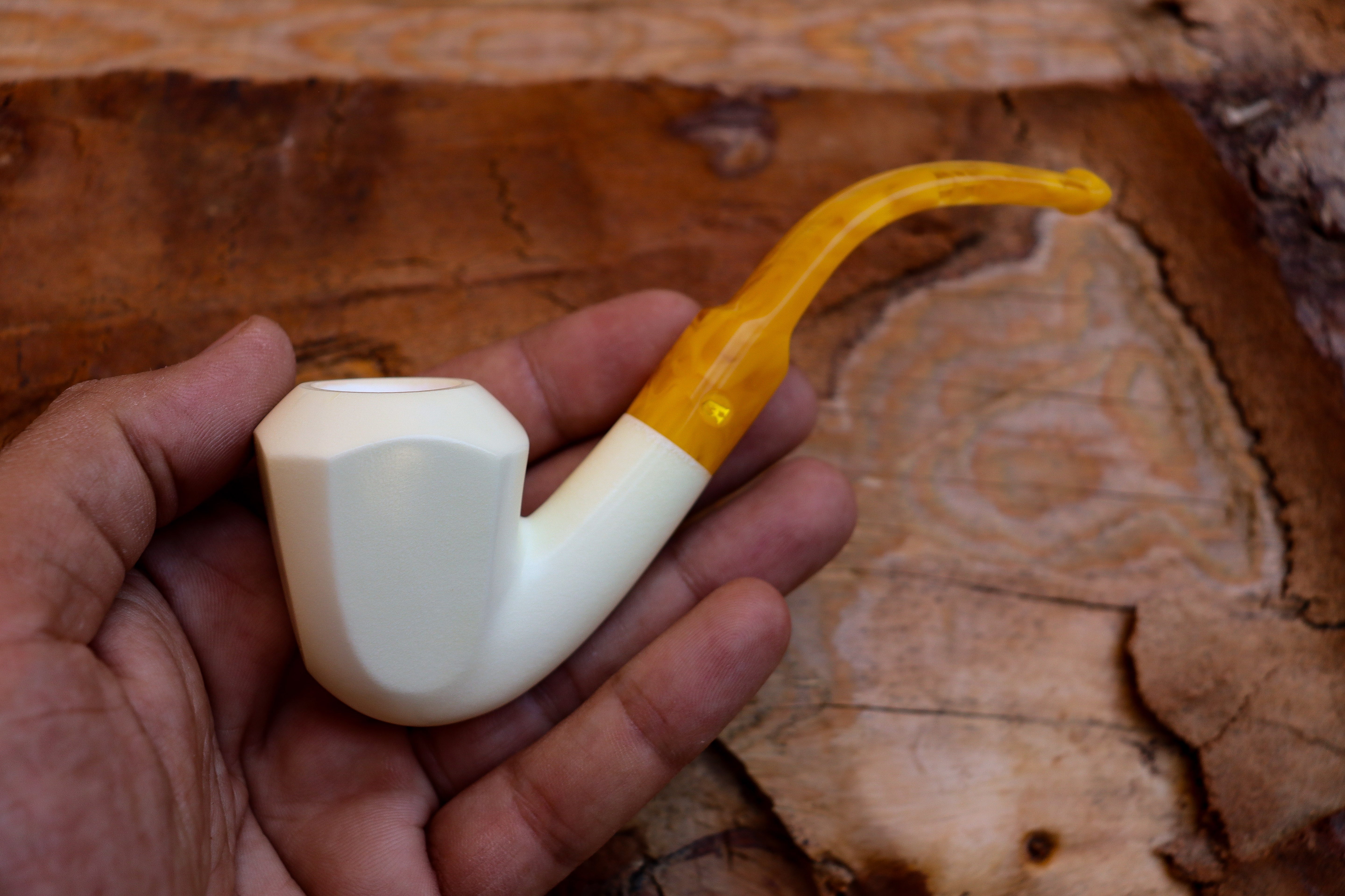 Handmade Astaş Meerschaum Pipes, Panel White, Smooth Carved, With Fitted Case