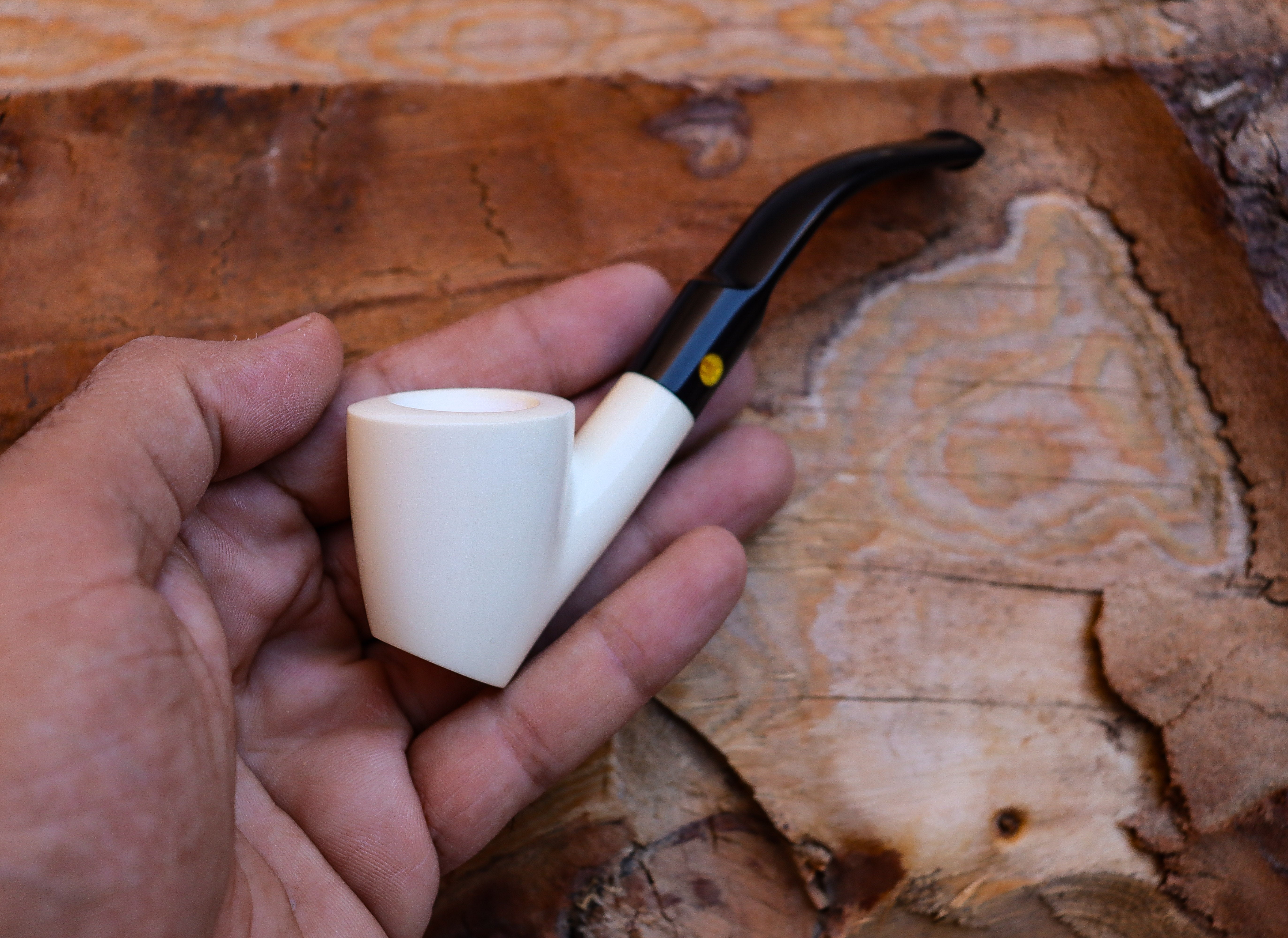 Handmade Astaş Meerschaum Pipes, Freehand, Smooth Carved, With Fitted Case