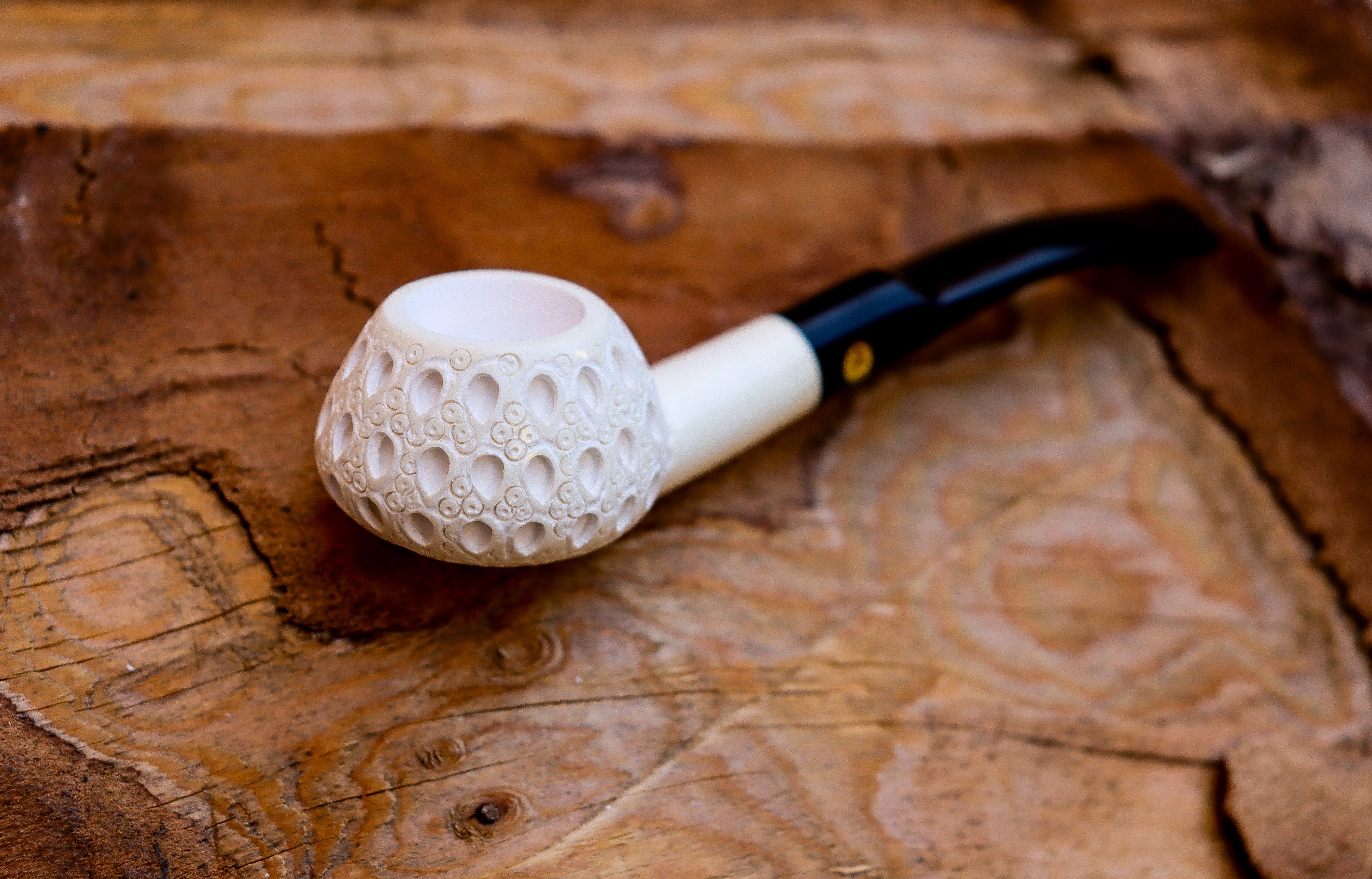 Handmade Astaş Meerschaum Pipes, Sqaut Tomato, Lattice Carved, With Fitted Case
