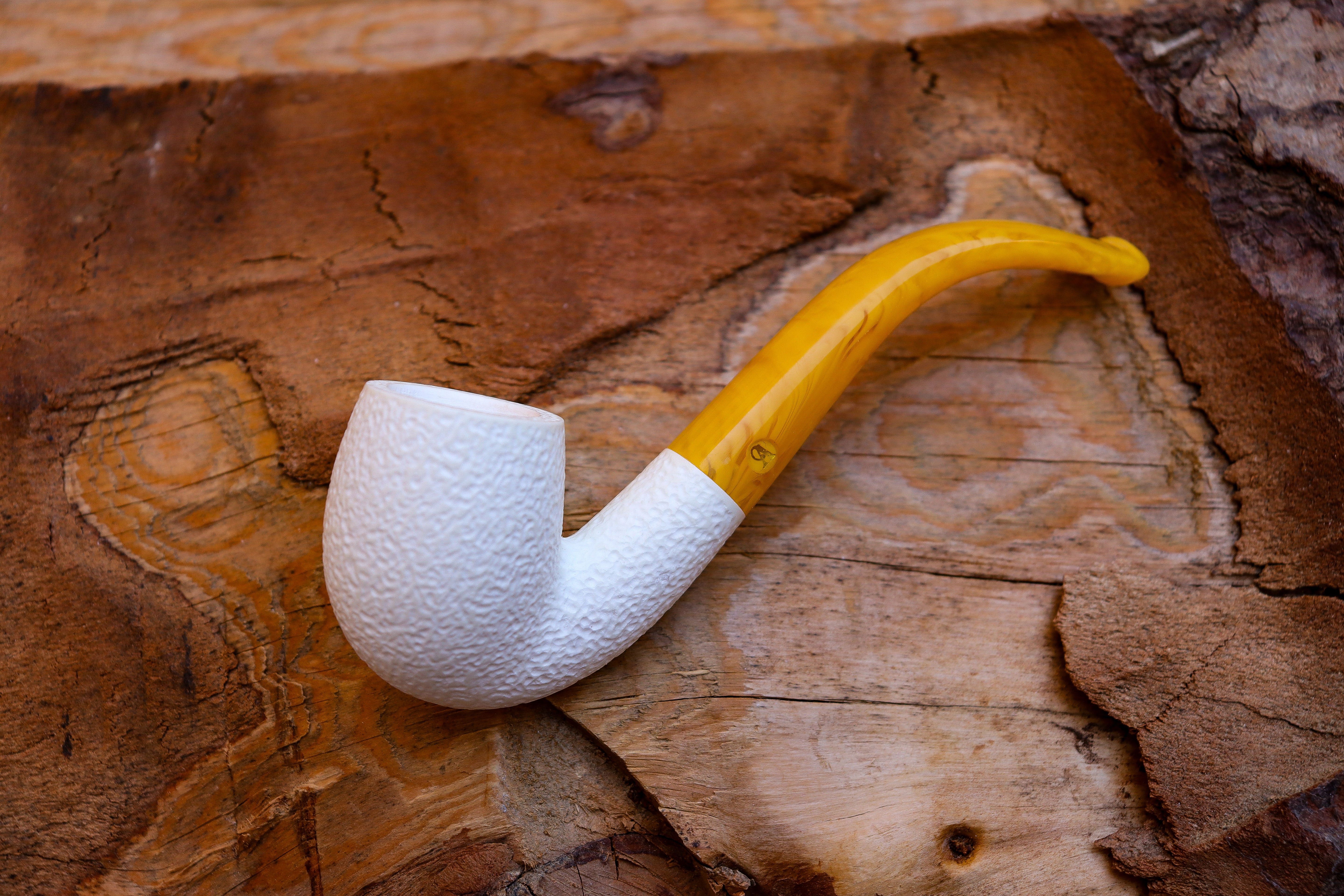 Handmade Astaş Meerschaum Pipes, Lee Van Cleef, Rustic Carved, With Fitted Case